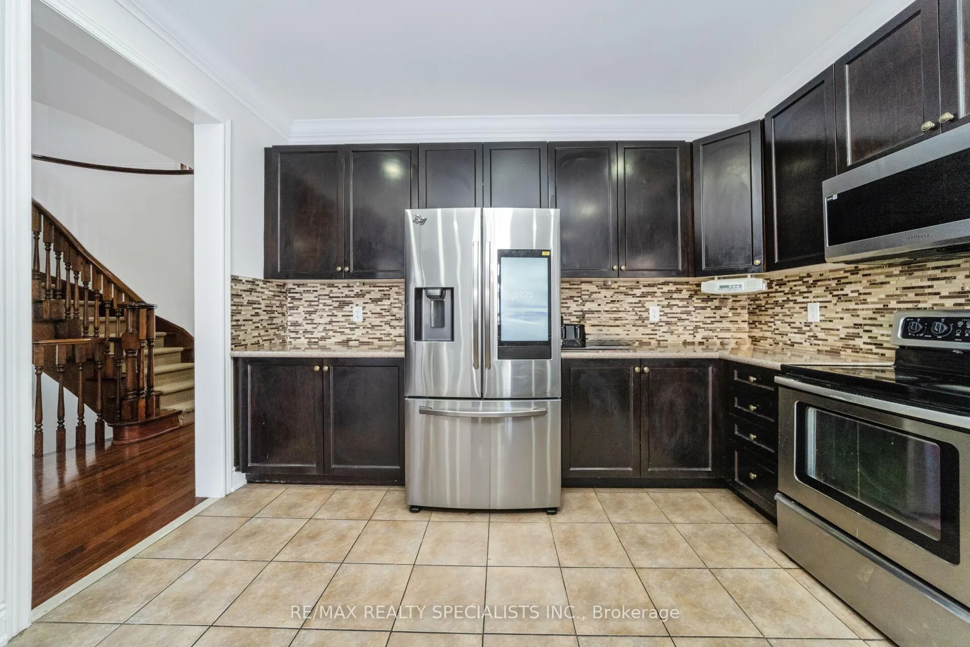 Photo 18 of 21 Quatro Crescent, Brampton, Bram East — HOMEH