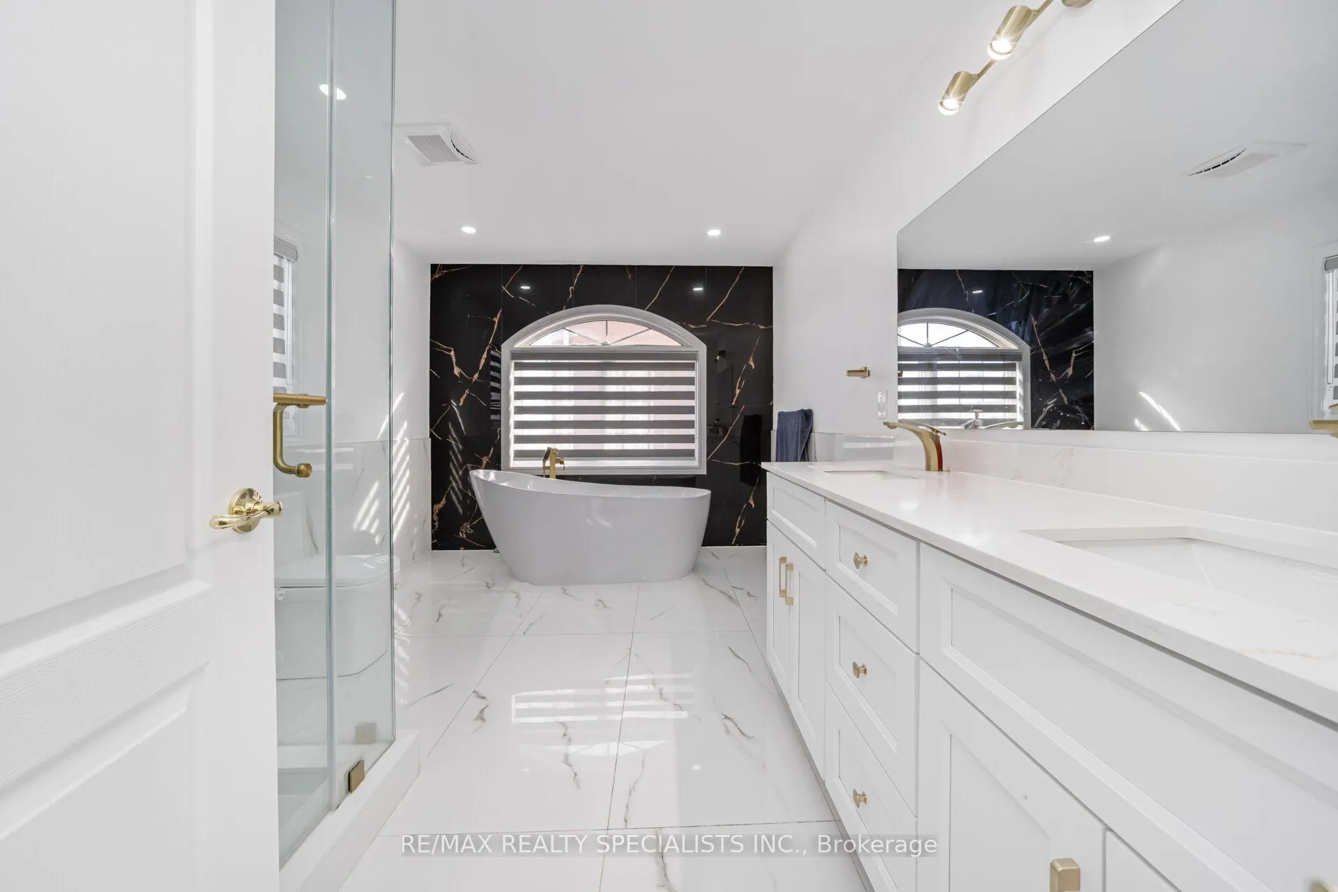 Photo 29 of 21 Quatro Crescent, Brampton, Bram East — HOMEH
