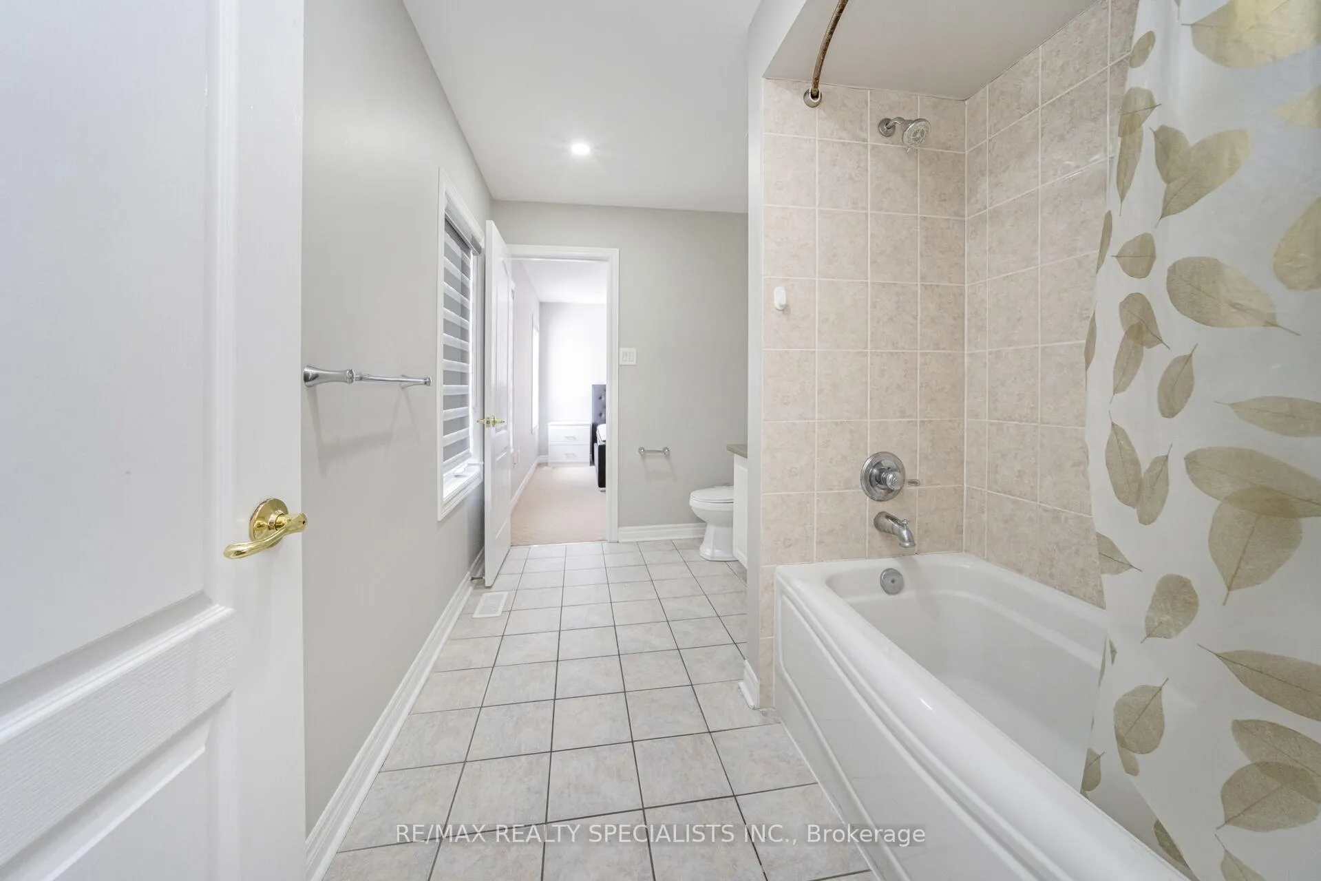 Photo 37 of 21 Quatro Crescent, Brampton, Bram East — HOMEH
