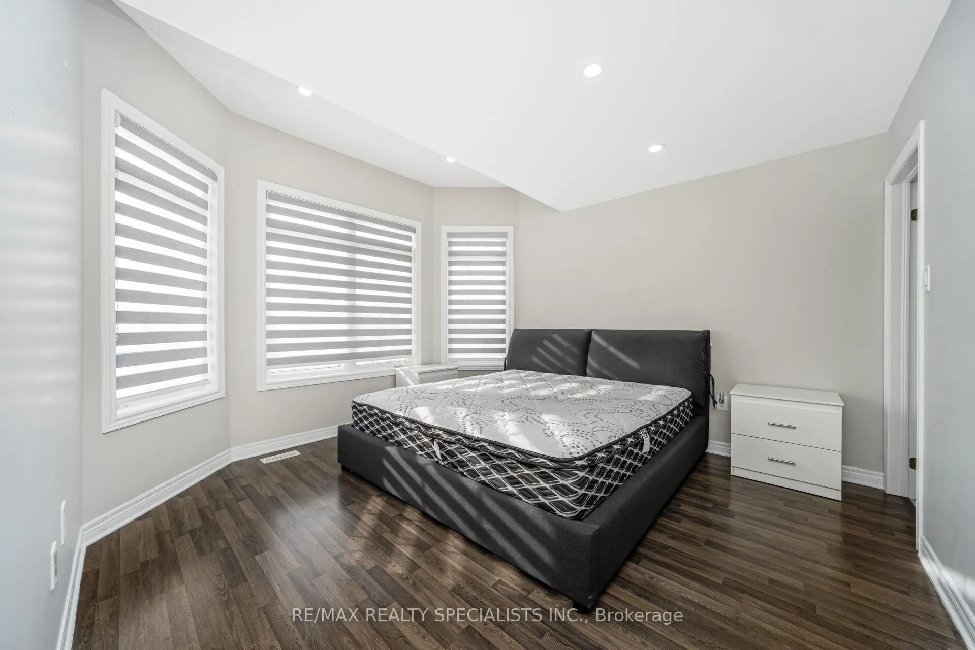 Photo 40 of 21 Quatro Crescent, Brampton, Bram East — HOMEH