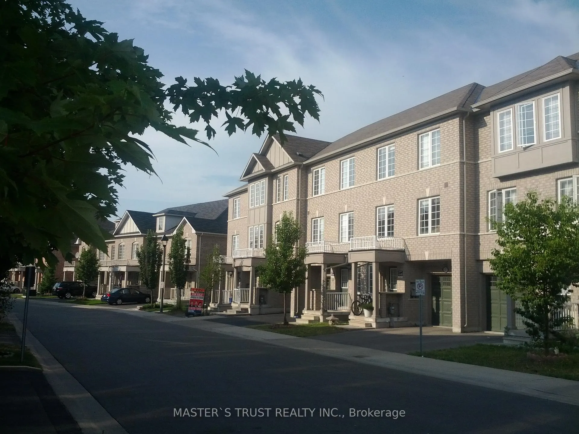 Photo 17 of 29 Warrington Way, Markham, Berczy — HOMEH