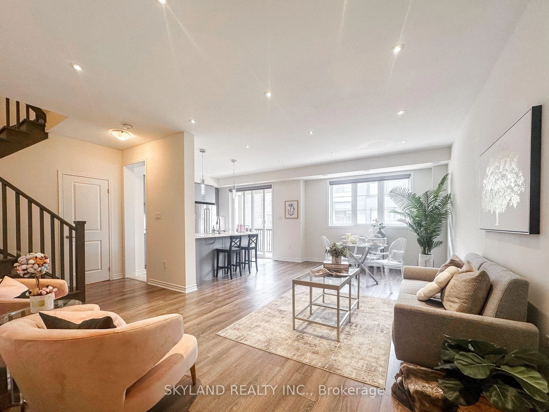 Photo 5 of 376 Arthur Bonner Avenue, Markham, Cornell — HOMEH