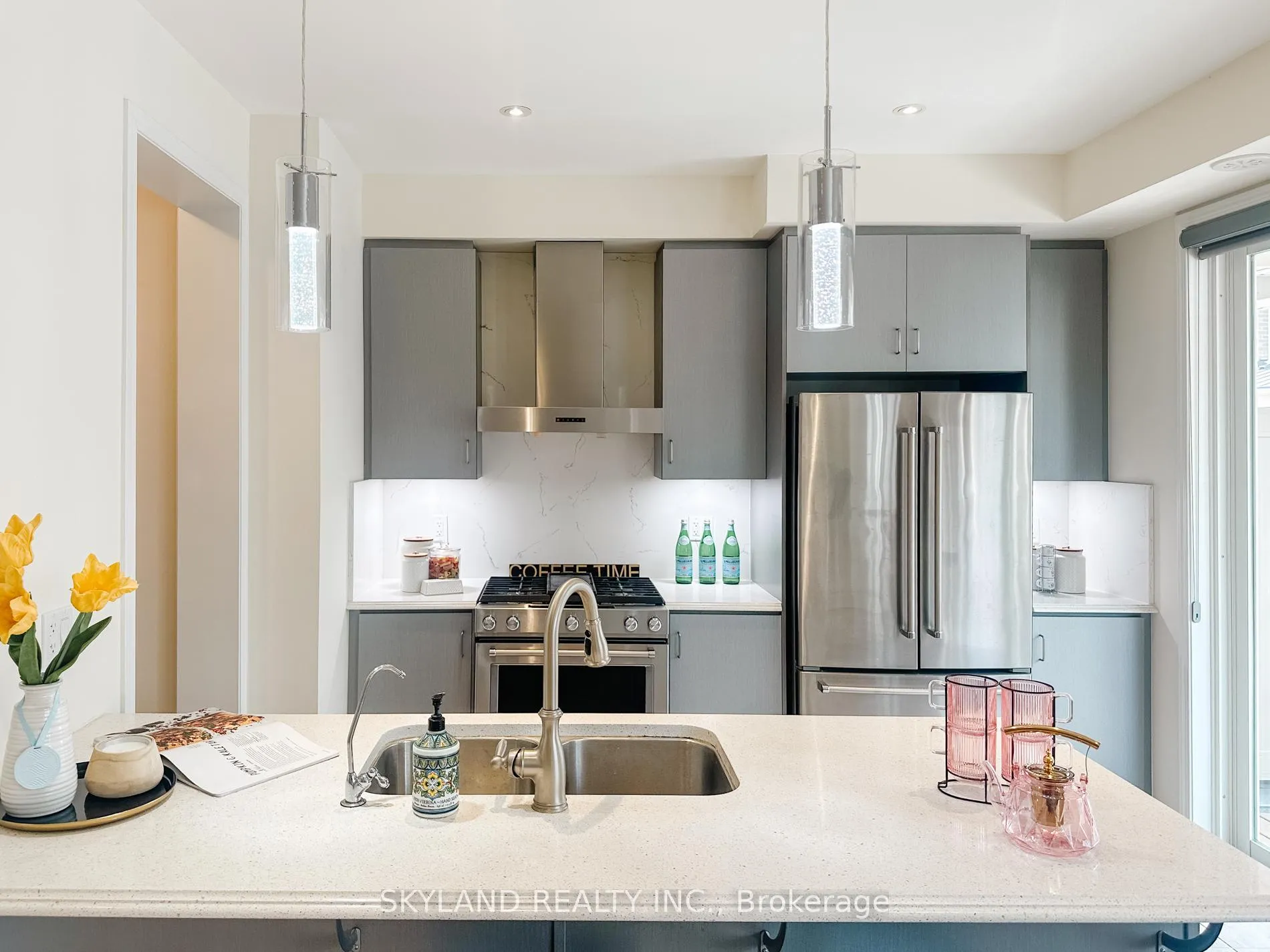 Photo 6 of 376 Arthur Bonner Avenue, Markham, Cornell — HOMEH