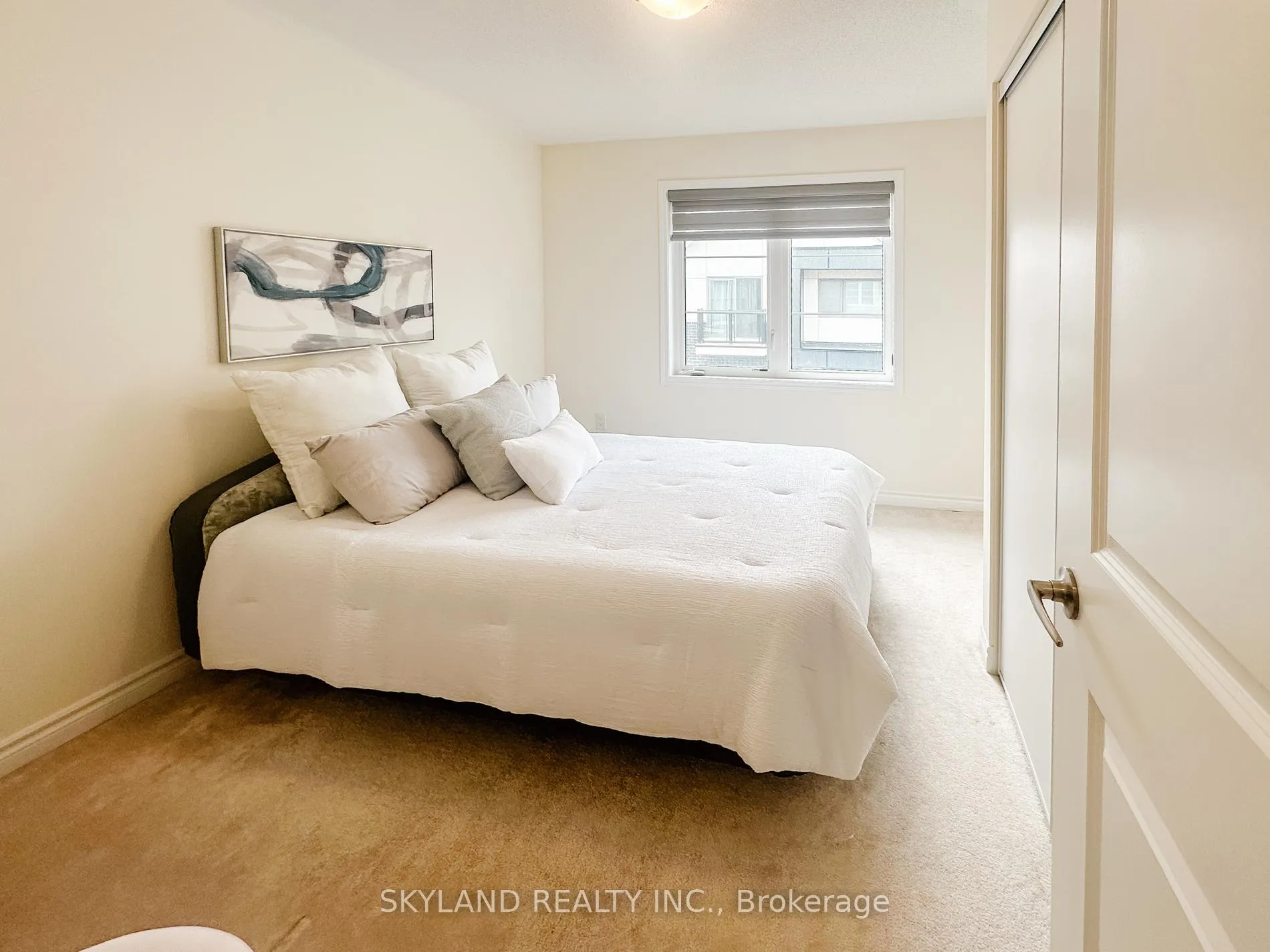 Photo 10 of 376 Arthur Bonner Avenue, Markham, Cornell — HOMEH