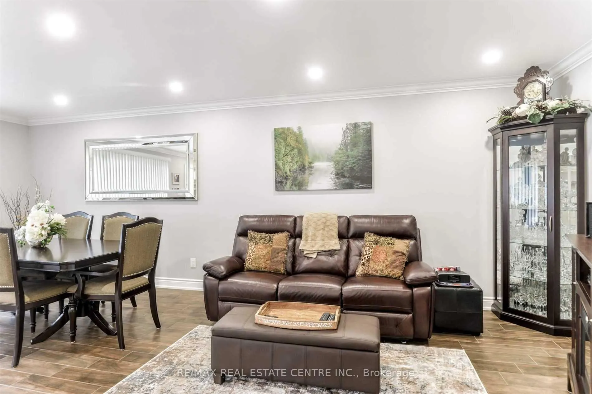 Photo 8 of Unit Main, 15 Northwood Drive, Brampton, Northwood Park — HOMEH