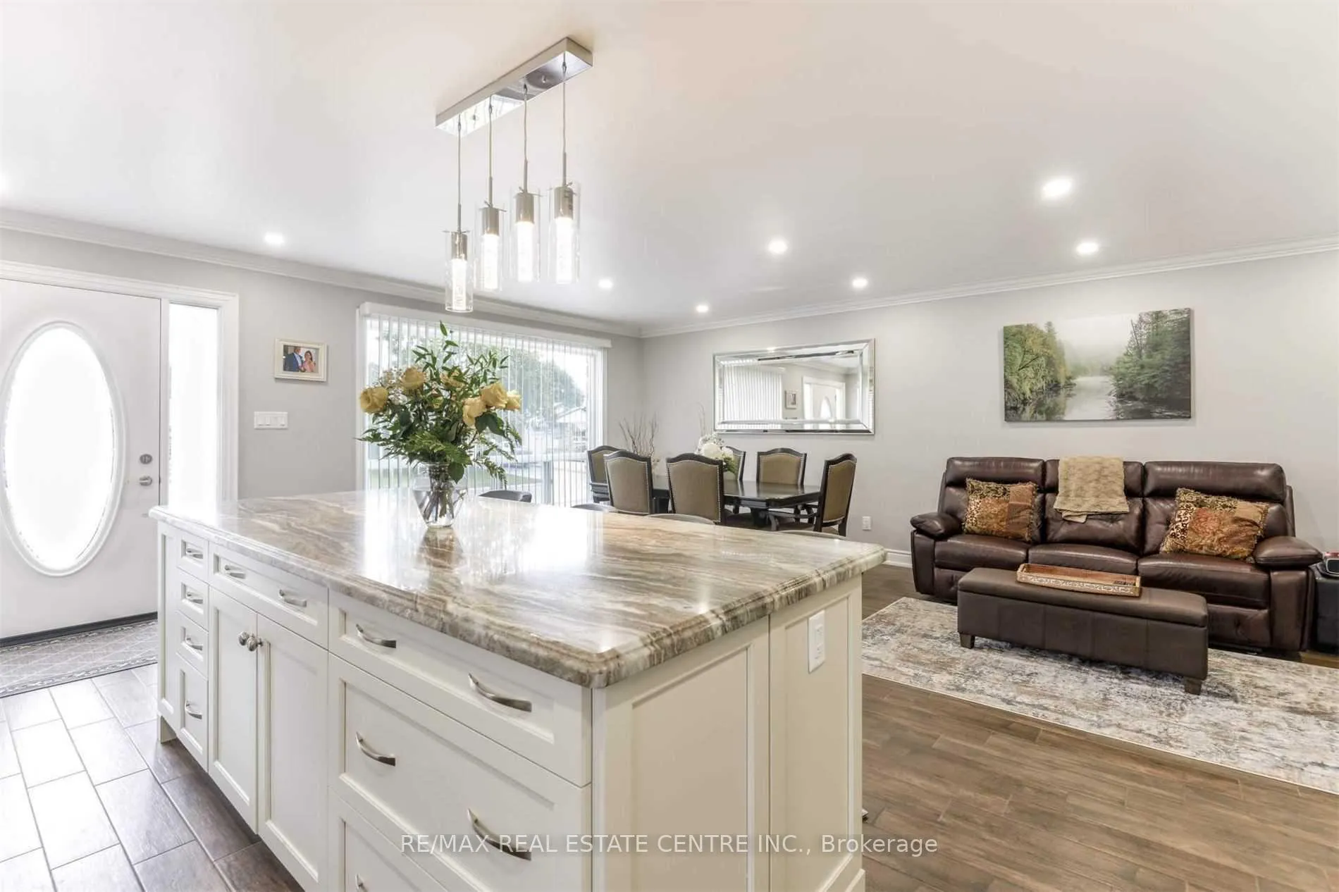 Photo 16 of Unit Main, 15 Northwood Drive, Brampton, Northwood Park — HOMEH