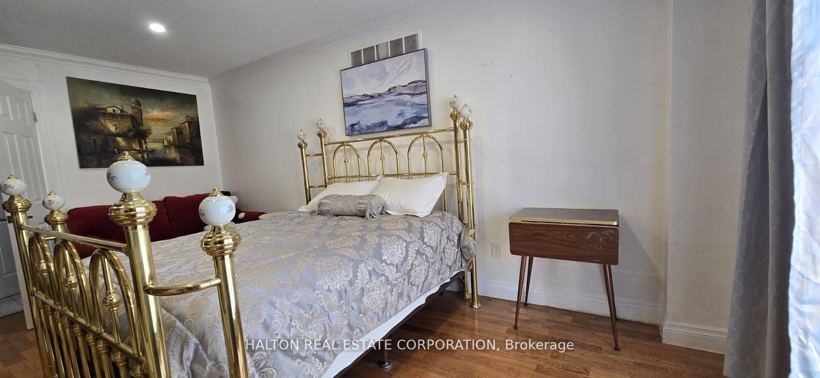 Photo 19 of Unit A, 2452 Cavendish Drive, Burlington, Brant Hills — HOMEH