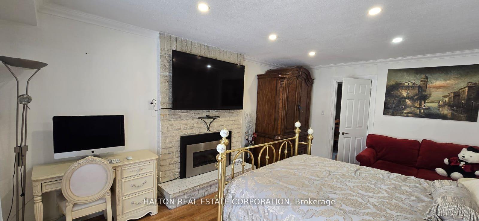 Photo 21 of Unit A, 2452 Cavendish Drive, Burlington, Brant Hills — HOMEH