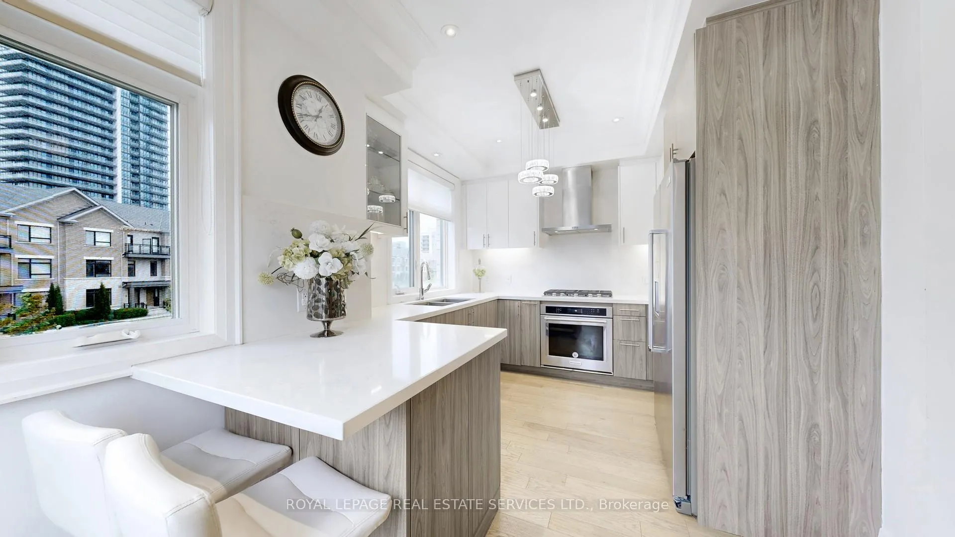 Photo 9 of 51 Feeney Lane, Markham, Commerce Valley — HOMEH