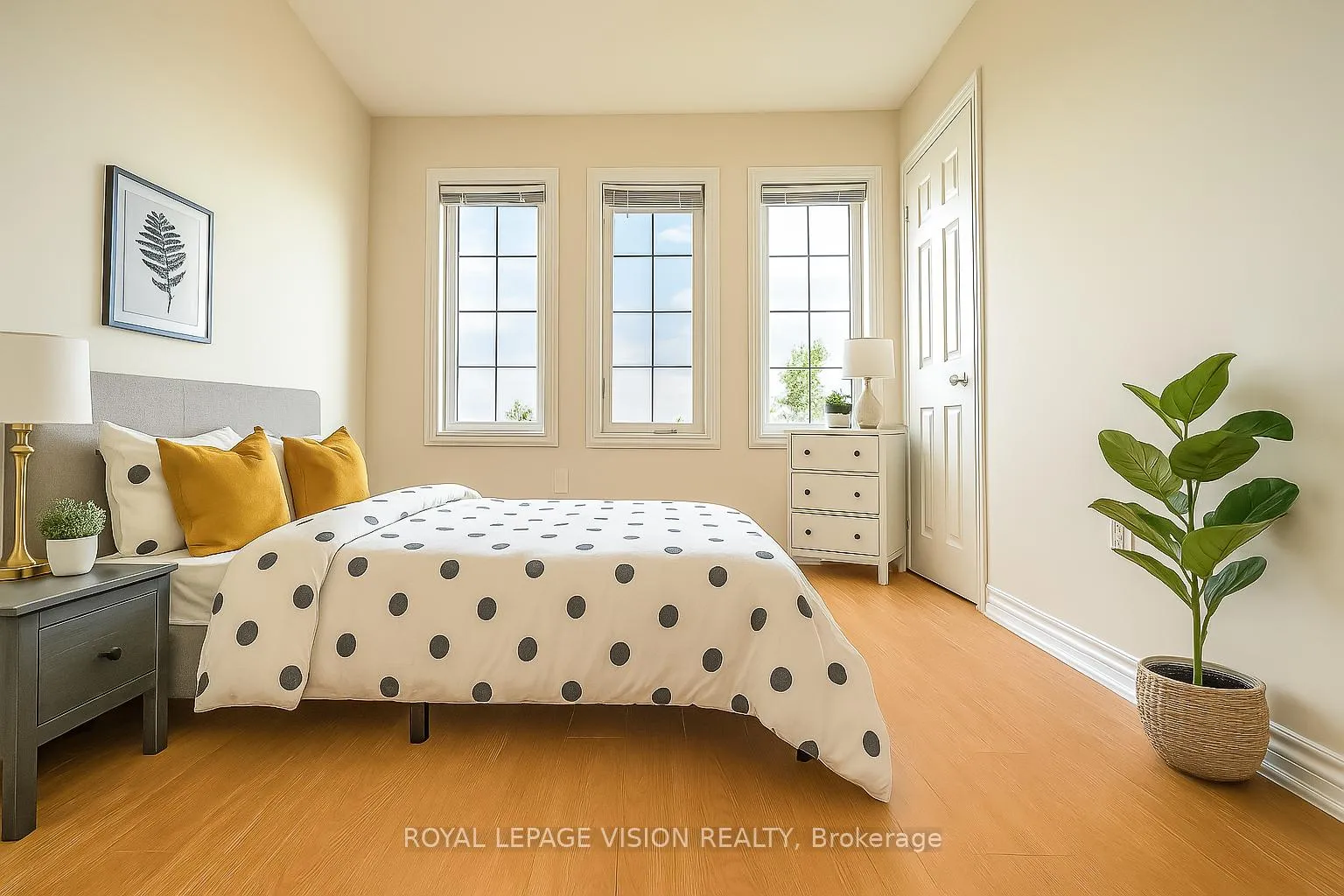 Photo 18 of 893 Transom Crescent, Milton, Willmott — HOMEH