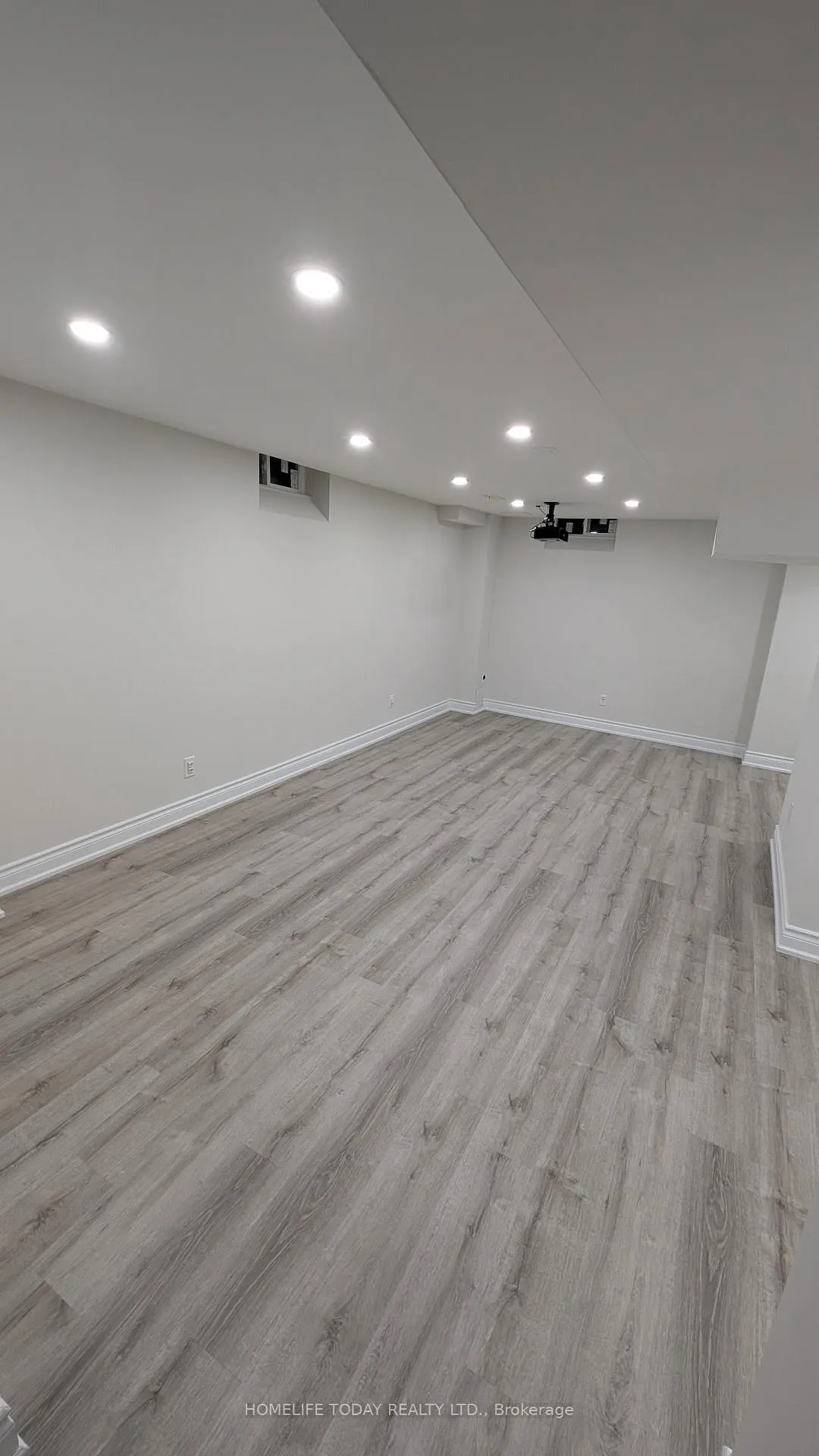 Photo 23 of 119 Edward Jeffreys Avenue, Markham, Wismer — HOMEH