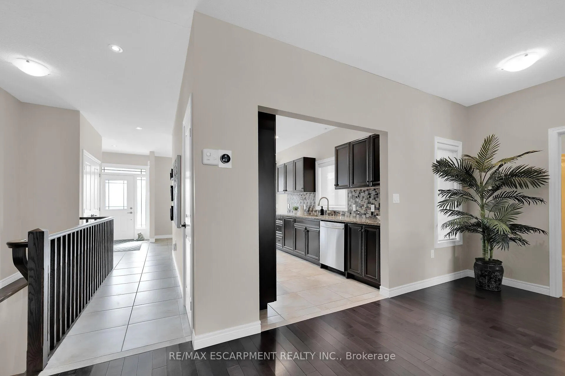 Photo 5 of 11 Murphy Lane, Hamilton, Binbrook — HOMEH