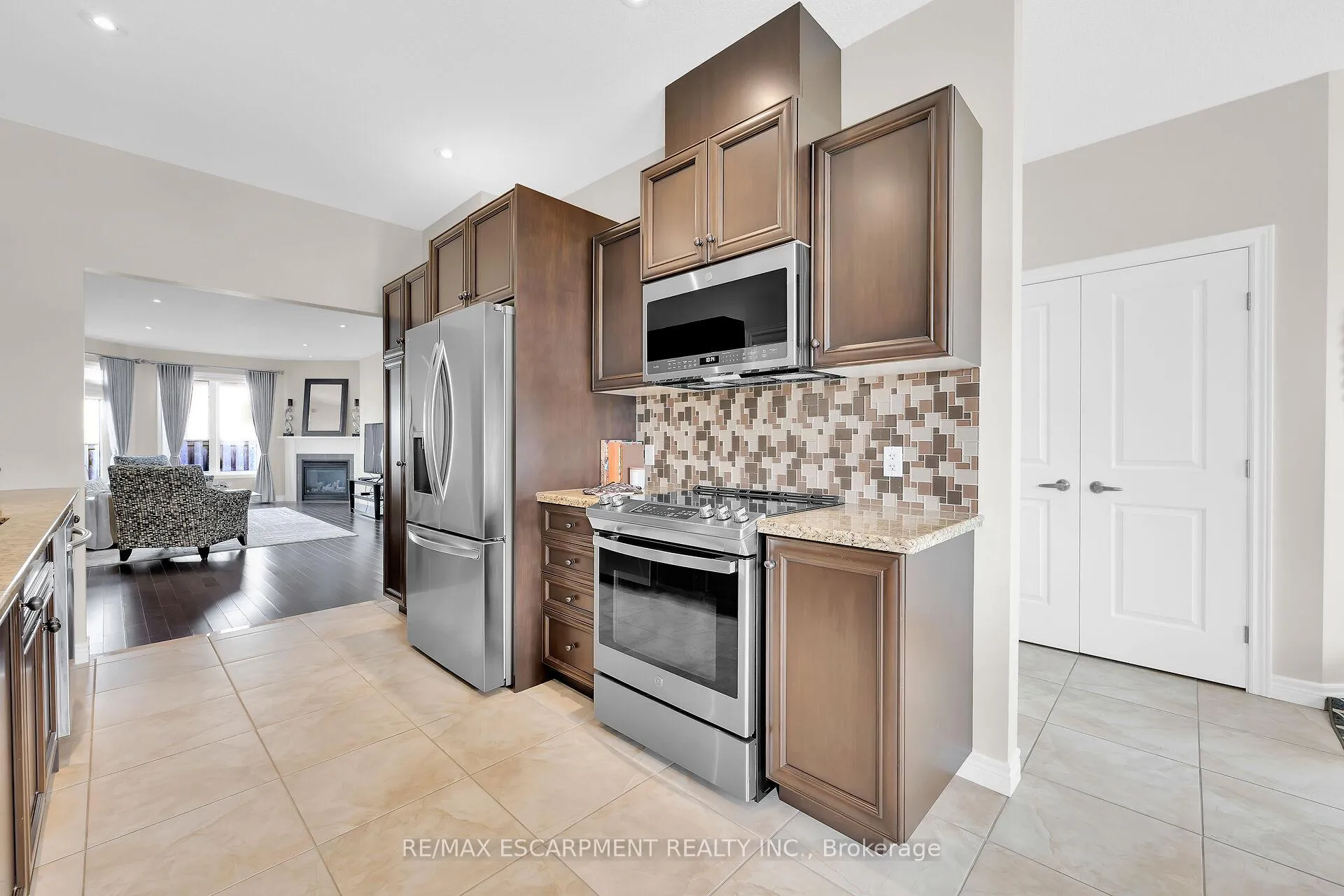 Photo 9 of 11 Murphy Lane, Hamilton, Binbrook — HOMEH