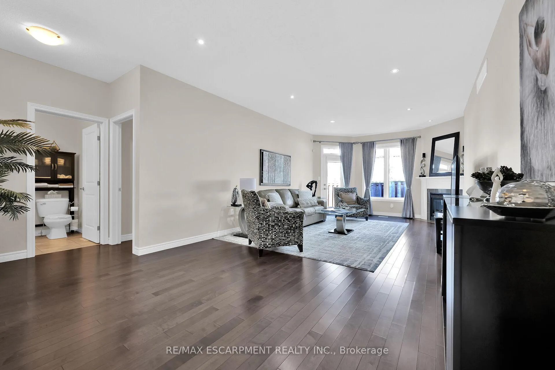 Photo 24 of 11 Murphy Lane, Hamilton, Binbrook — HOMEH