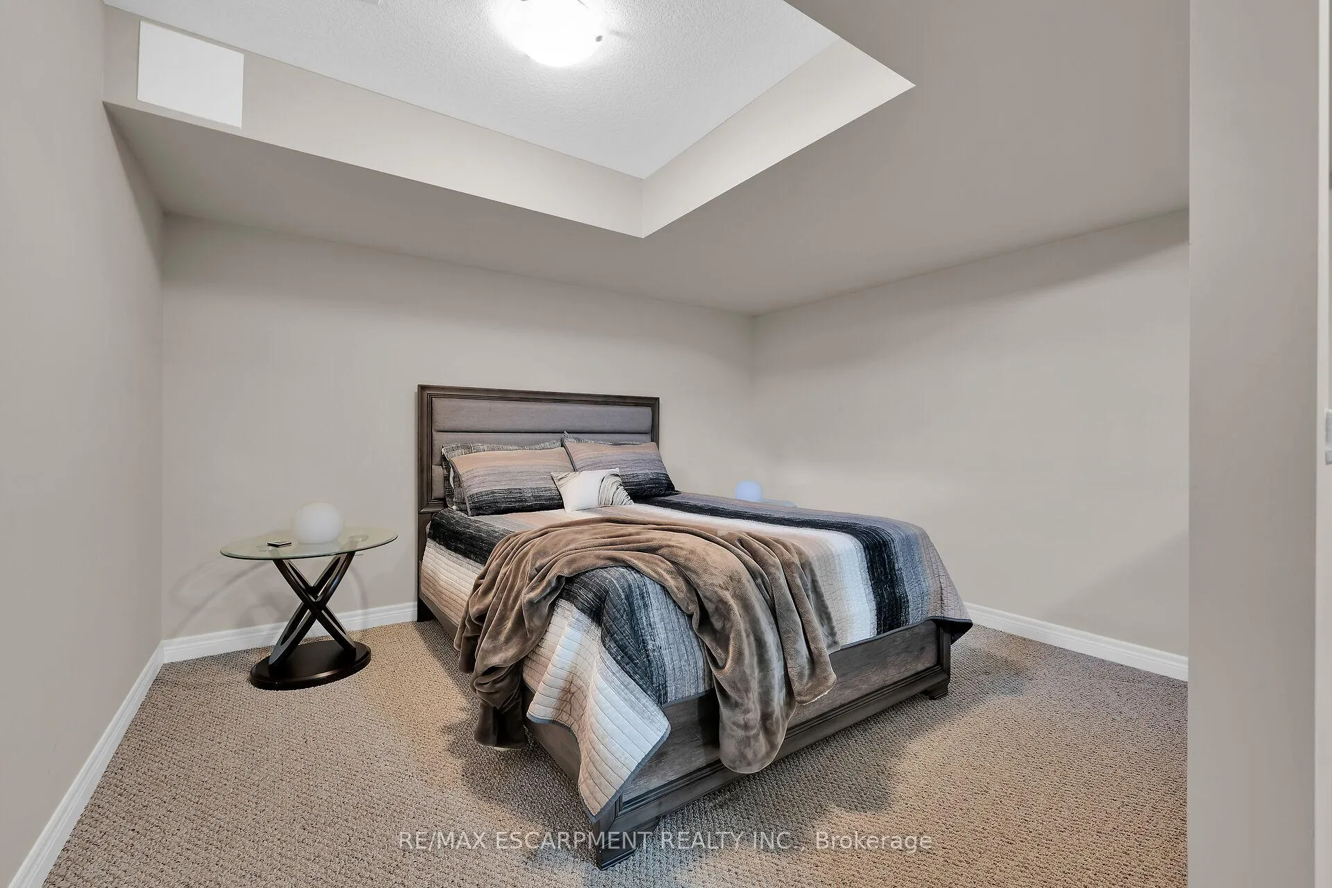 Photo 33 of 11 Murphy Lane, Hamilton, Binbrook — HOMEH