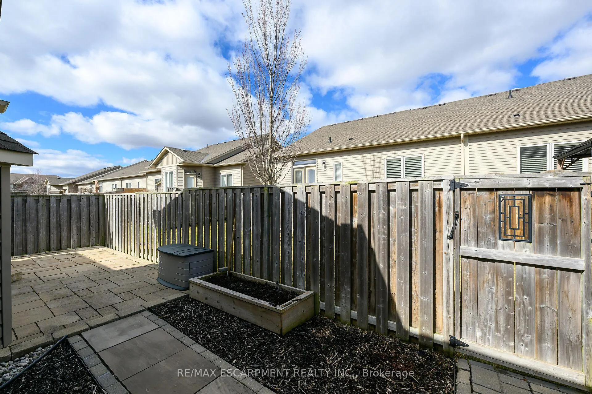Photo 41 of 11 Murphy Lane, Hamilton, Binbrook — HOMEH