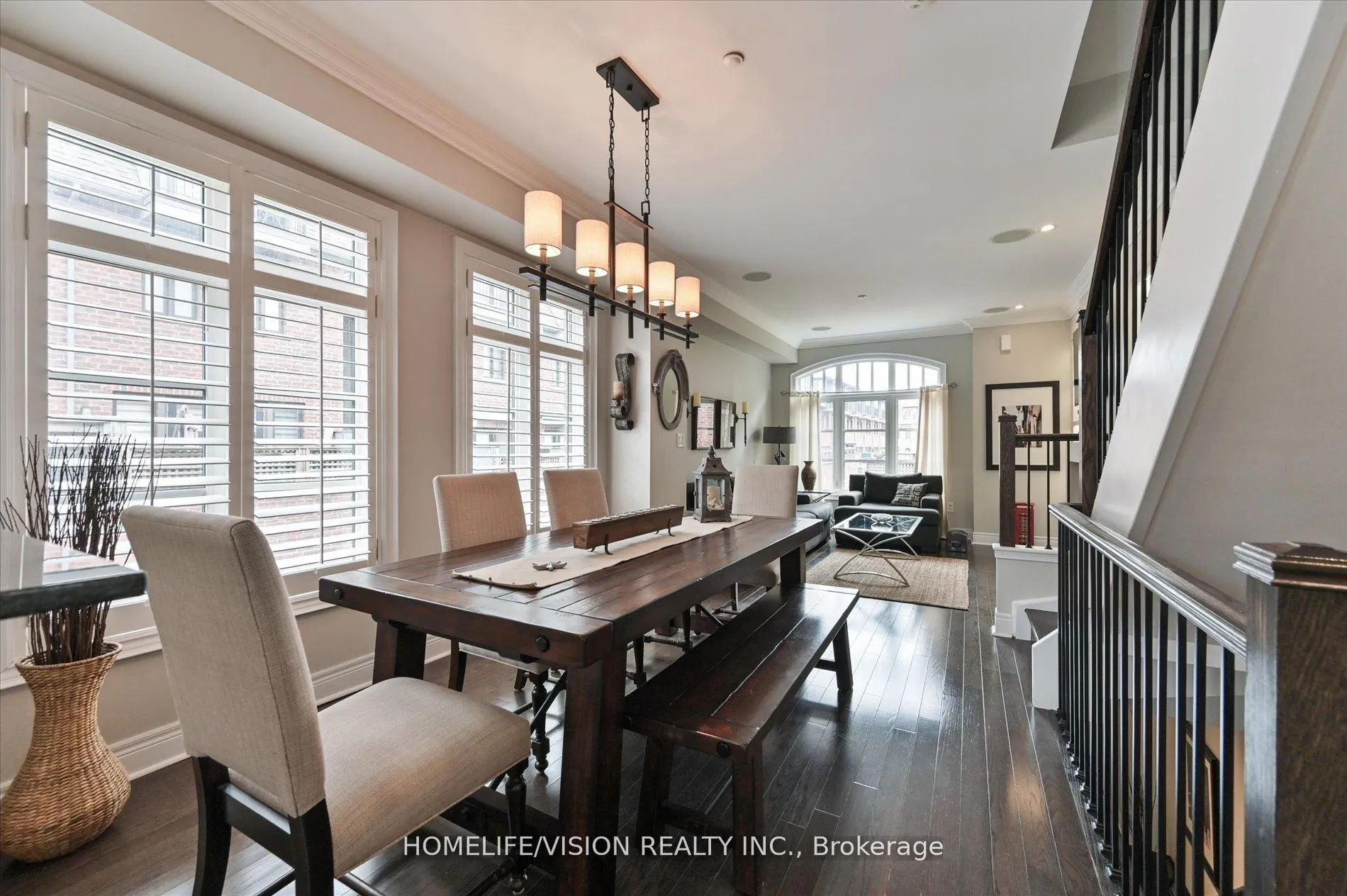 Photo 2 of 2 Agar Lane, Vaughan, West Woodbridge — HOMEH