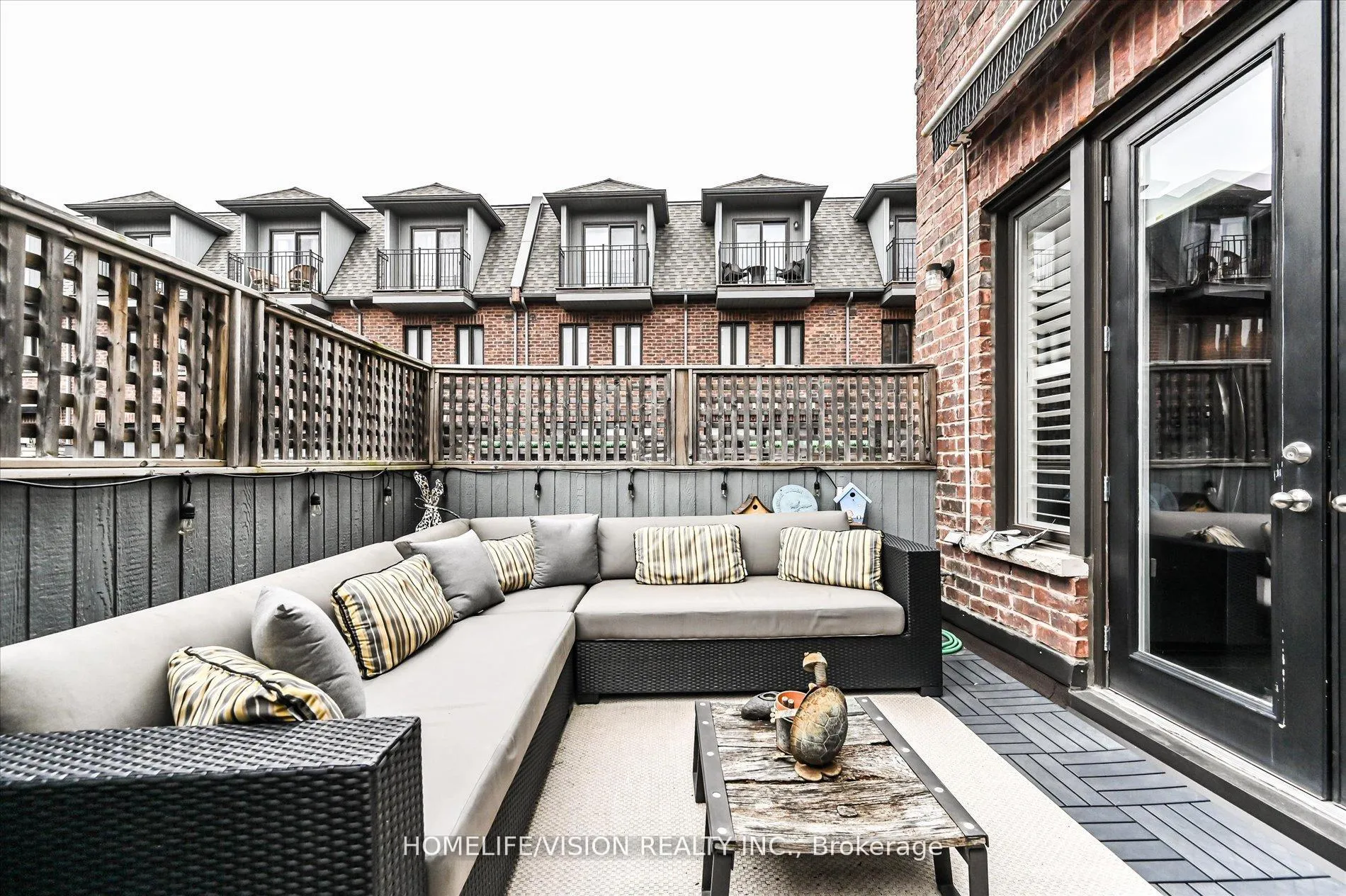 Photo 12 of 2 Agar Lane, Vaughan, West Woodbridge — HOMEH
