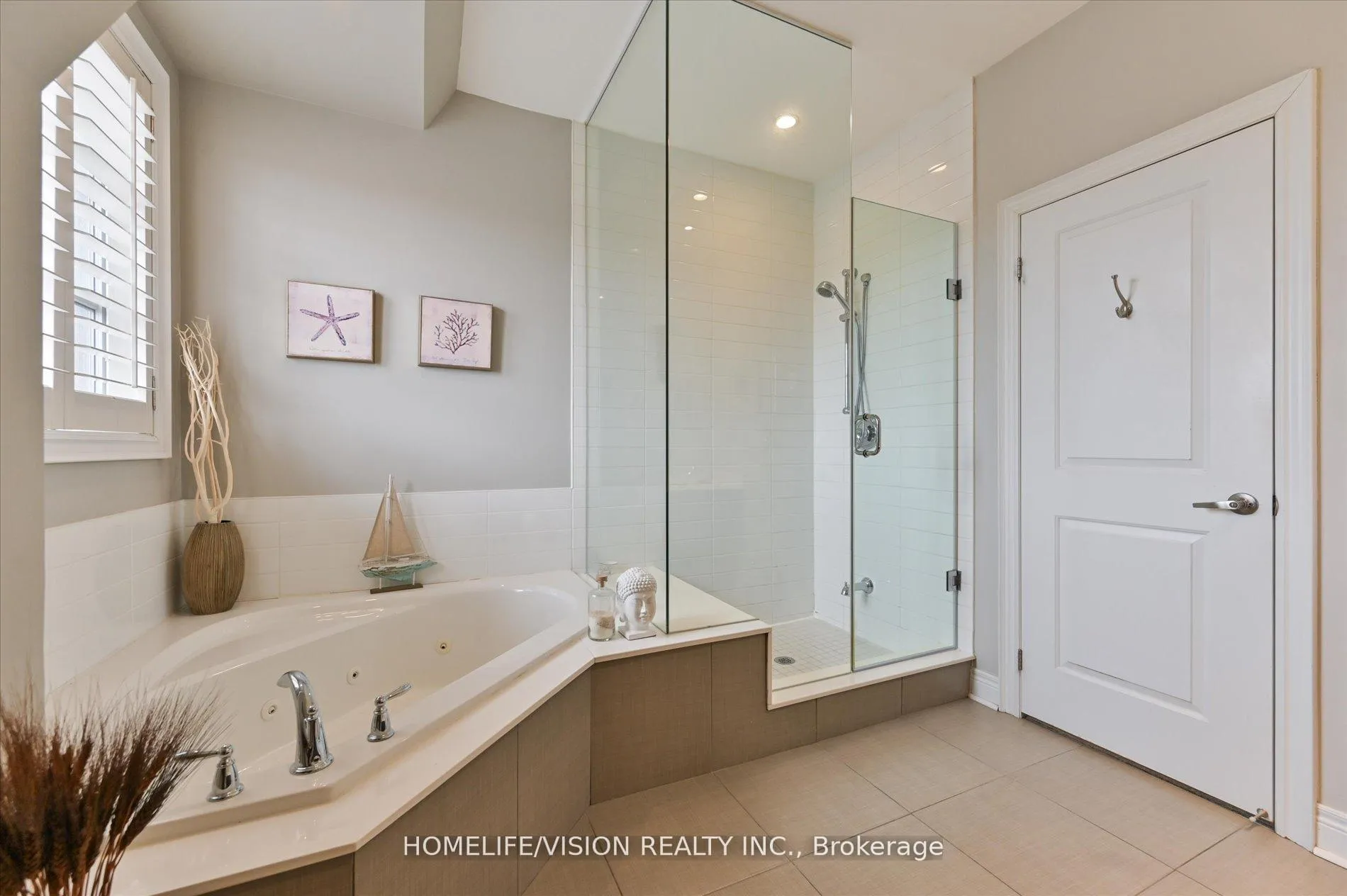 Photo 26 of 2 Agar Lane, Vaughan, West Woodbridge — HOMEH