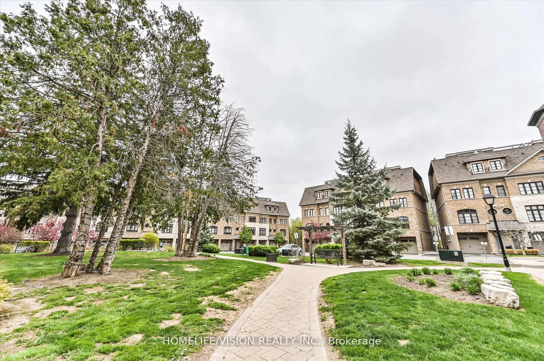 Photo 28 of 2 Agar Lane, Vaughan, West Woodbridge — HOMEH