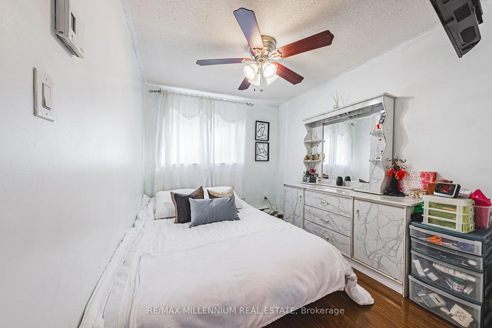 Photo 21 of 55 Briar Path, Brampton, Avondale — HOMEH