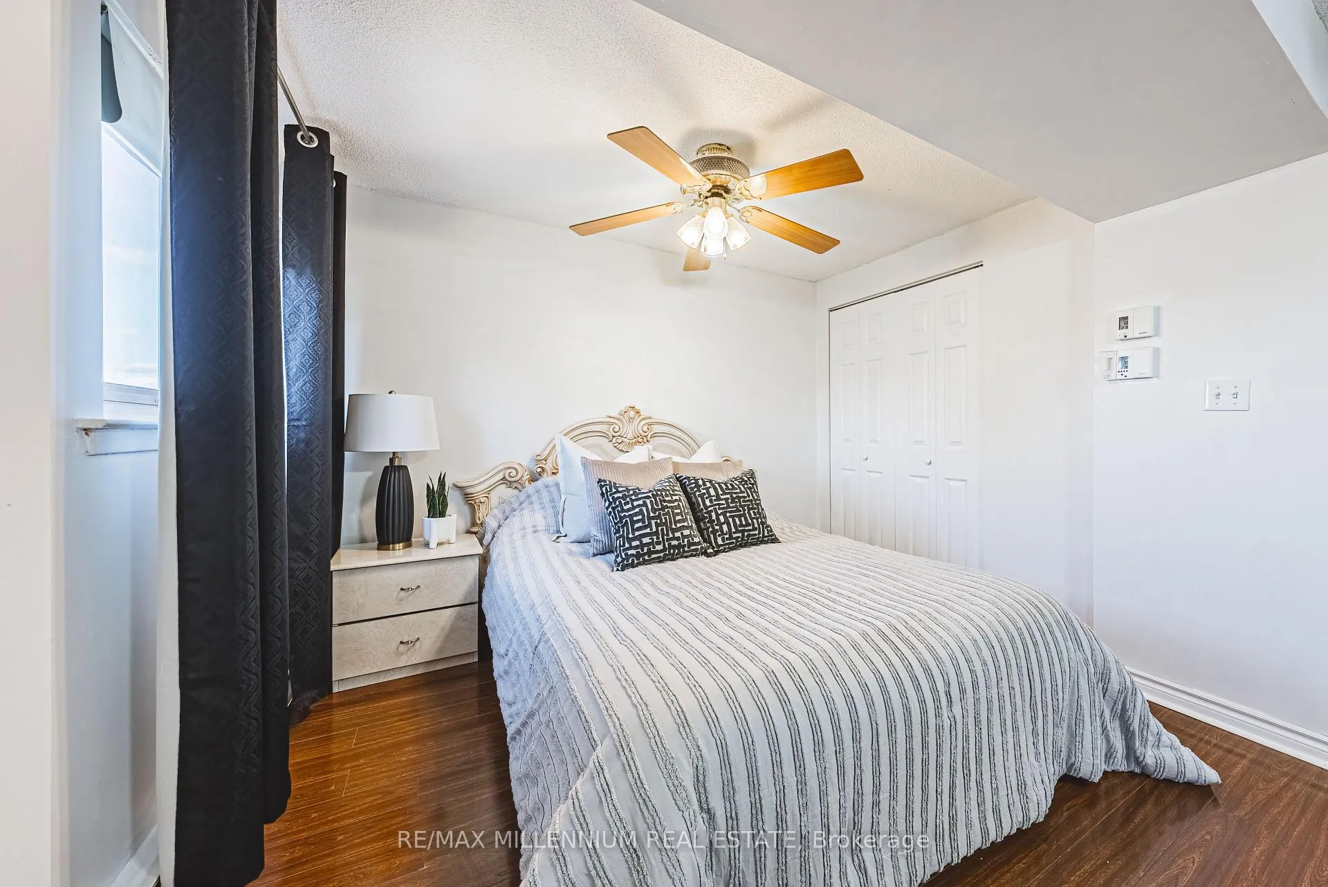 Photo 29 of 55 Briar Path, Brampton, Avondale — HOMEH