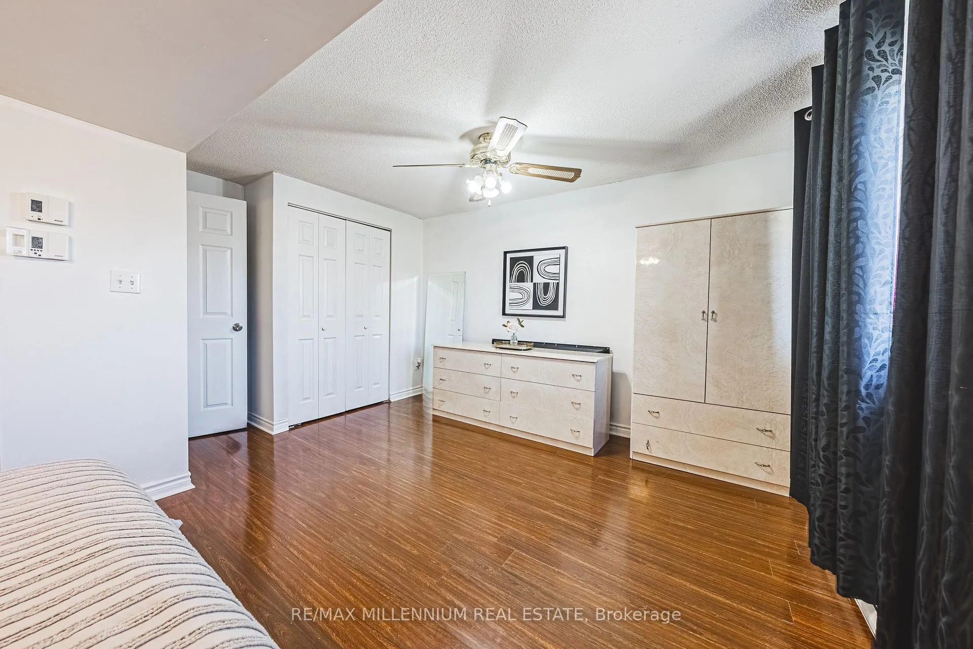 Photo 30 of 55 Briar Path, Brampton, Avondale — HOMEH