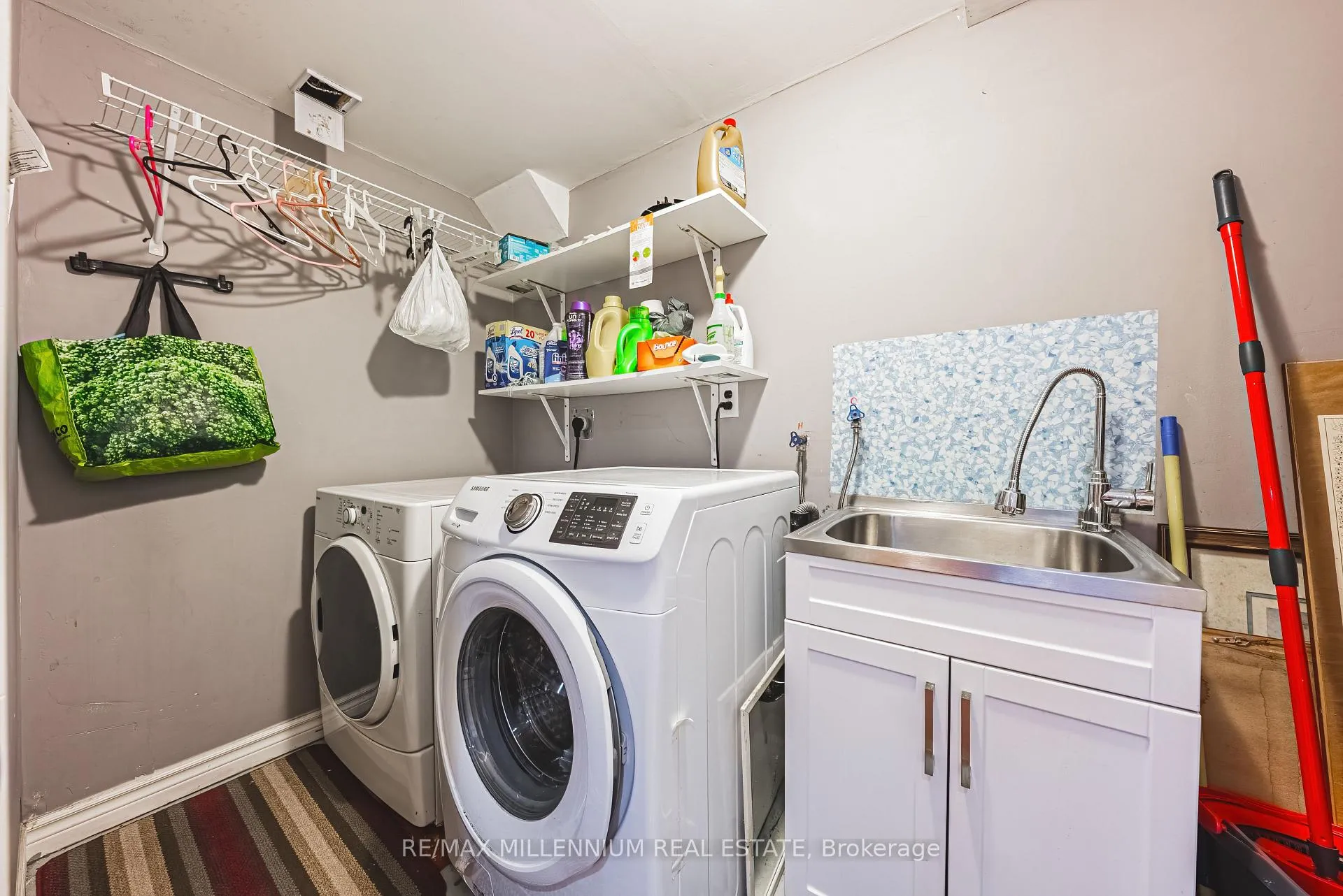Photo 32 of 55 Briar Path, Brampton, Avondale — HOMEH