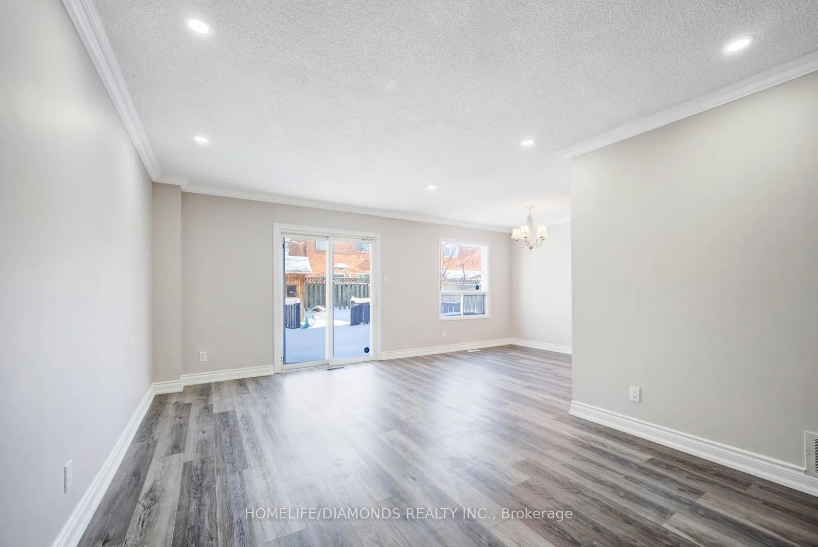 Photo 7 of 79 Ecclestone Drive, Brampton, Bram West — HOMEH