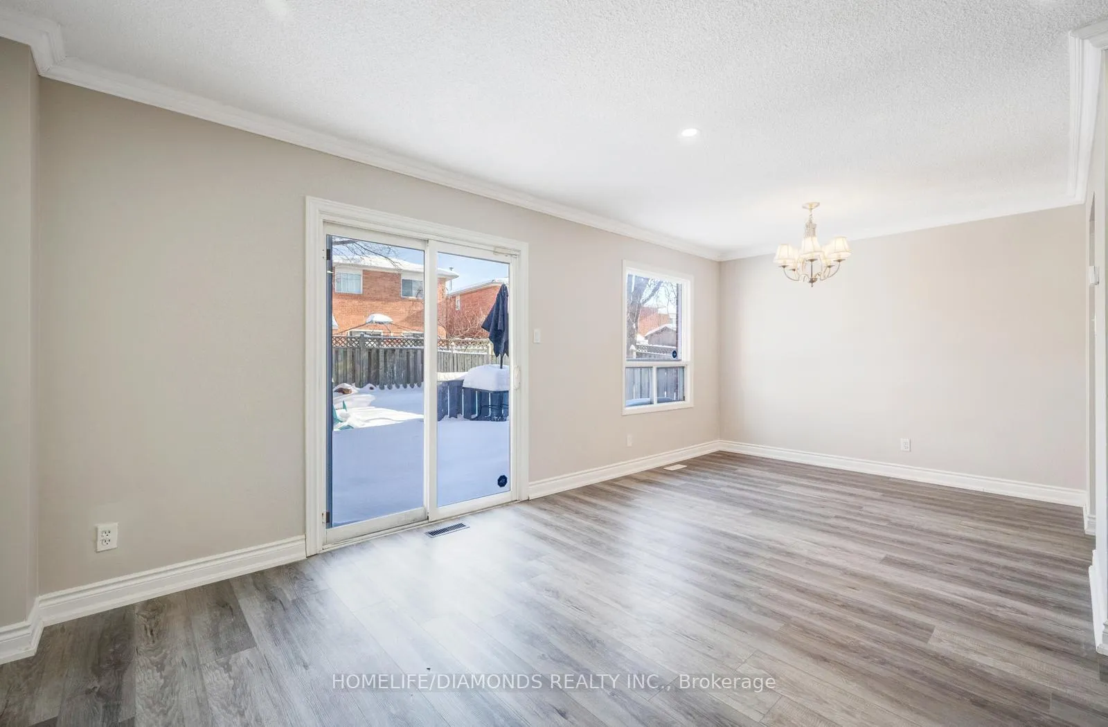 Photo 8 of 79 Ecclestone Drive, Brampton, Bram West — HOMEH
