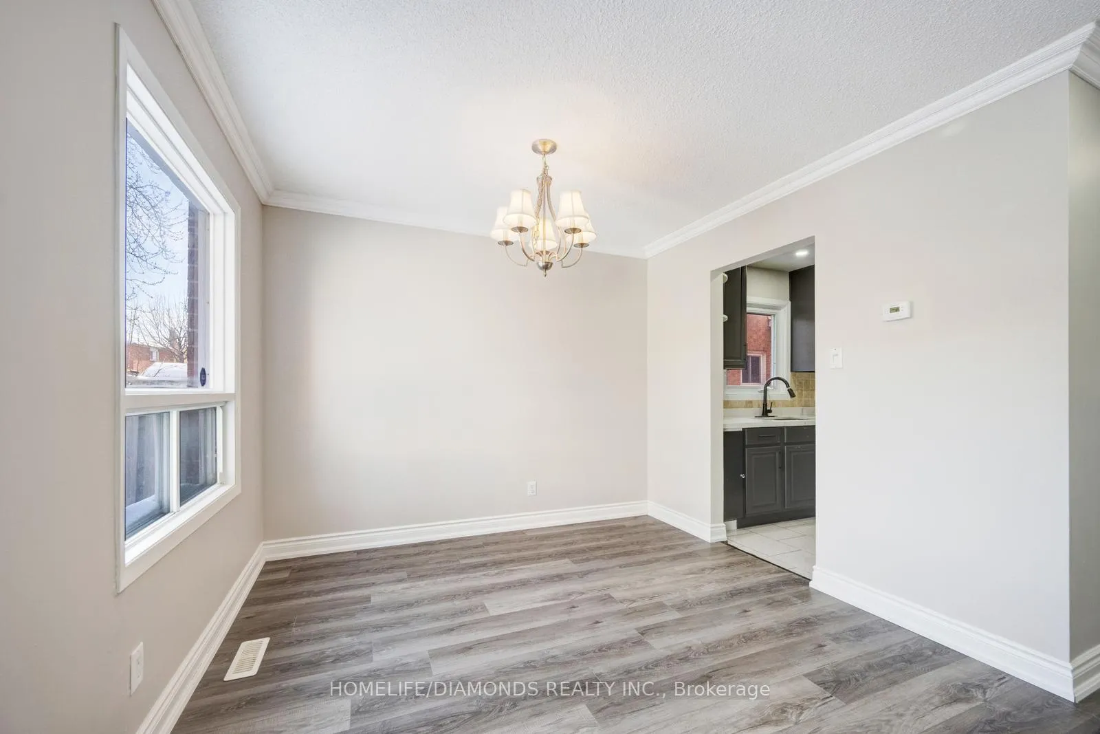 Photo 12 of 79 Ecclestone Drive, Brampton, Bram West — HOMEH