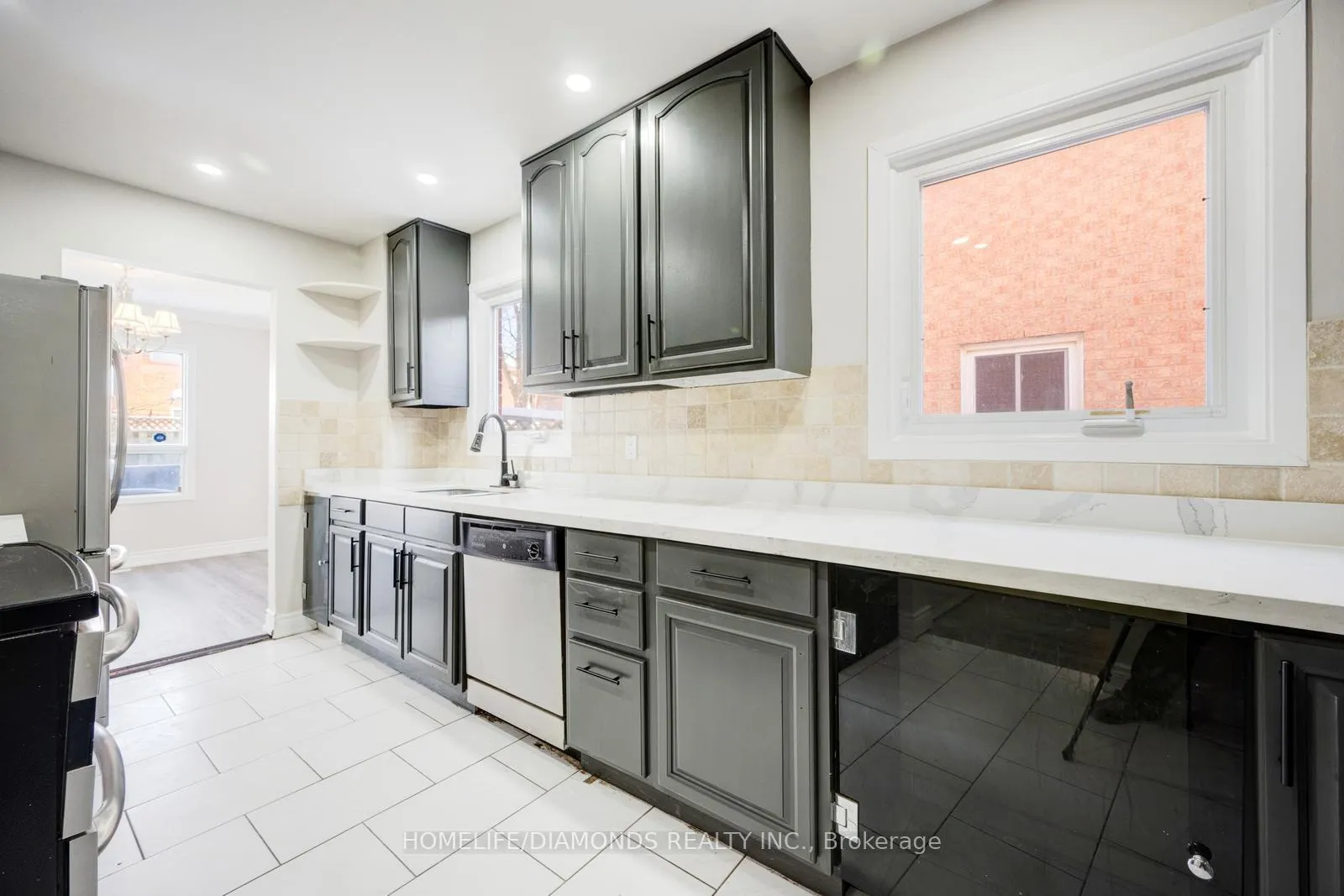 Photo 15 of 79 Ecclestone Drive, Brampton, Bram West — HOMEH