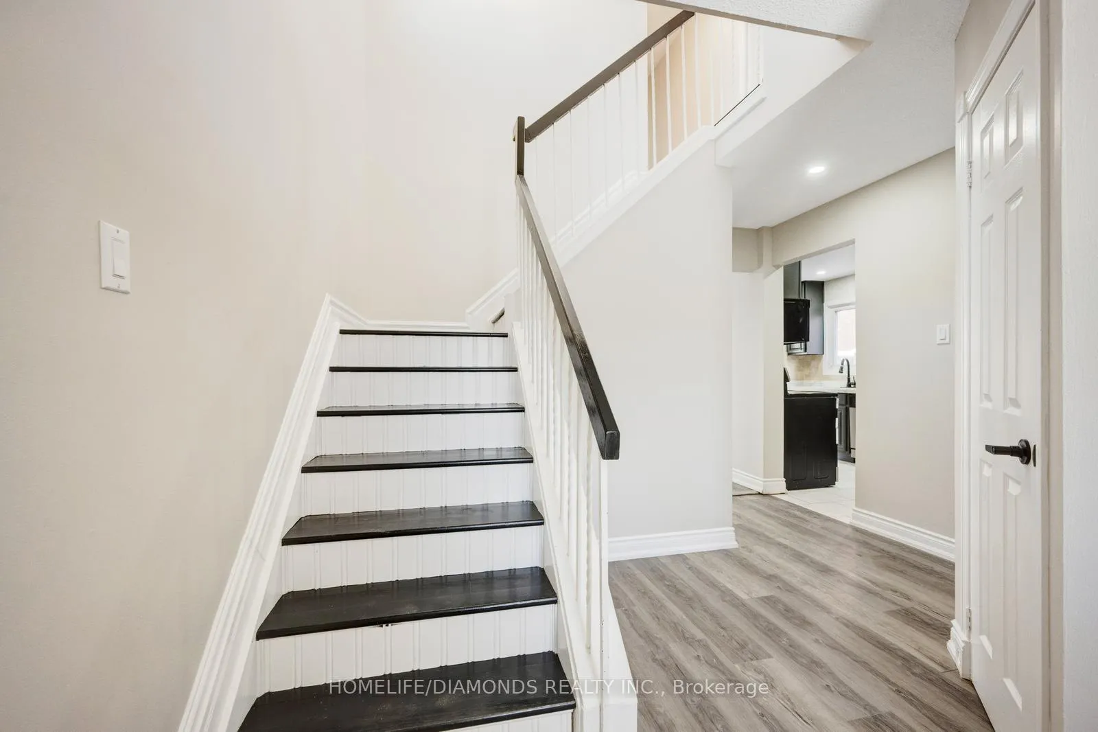 Photo 19 of 79 Ecclestone Drive, Brampton, Bram West — HOMEH