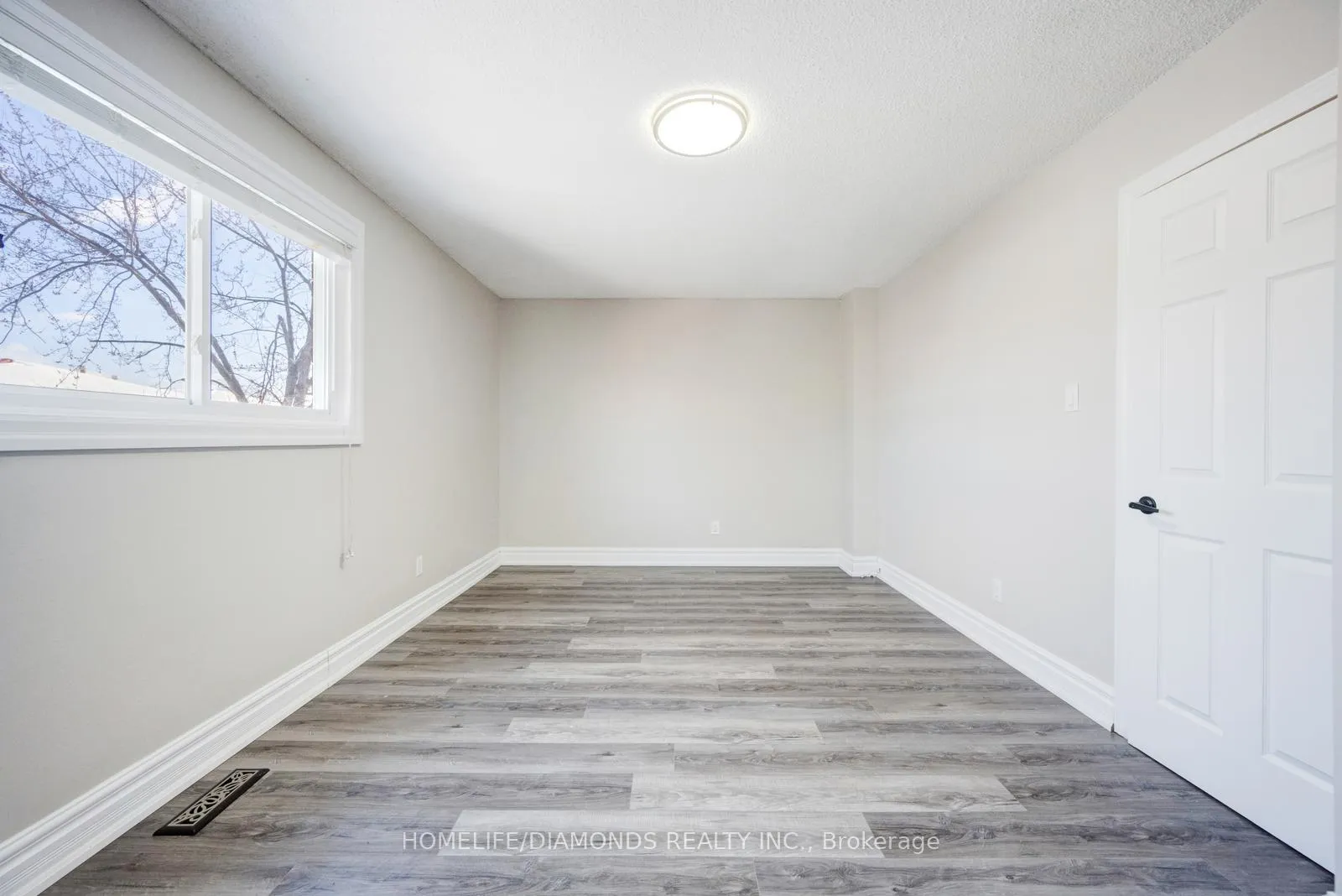Photo 25 of 79 Ecclestone Drive, Brampton, Bram West — HOMEH