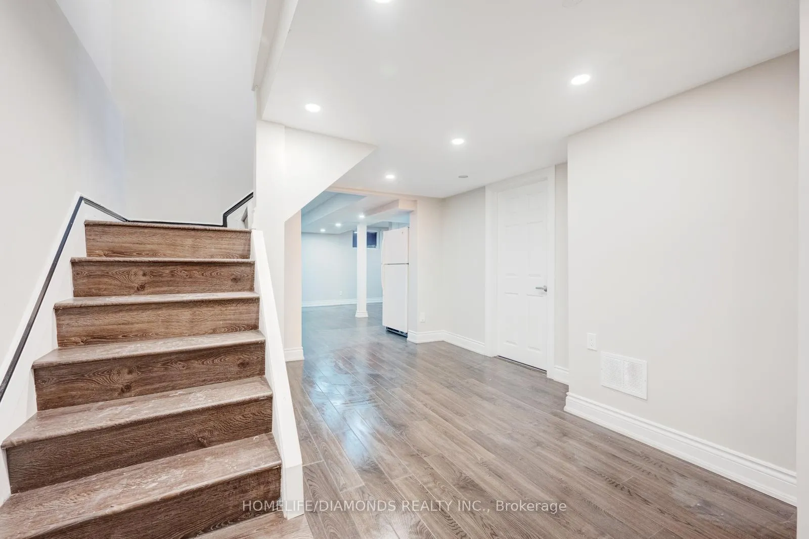 Photo 38 of 79 Ecclestone Drive, Brampton, Bram West — HOMEH