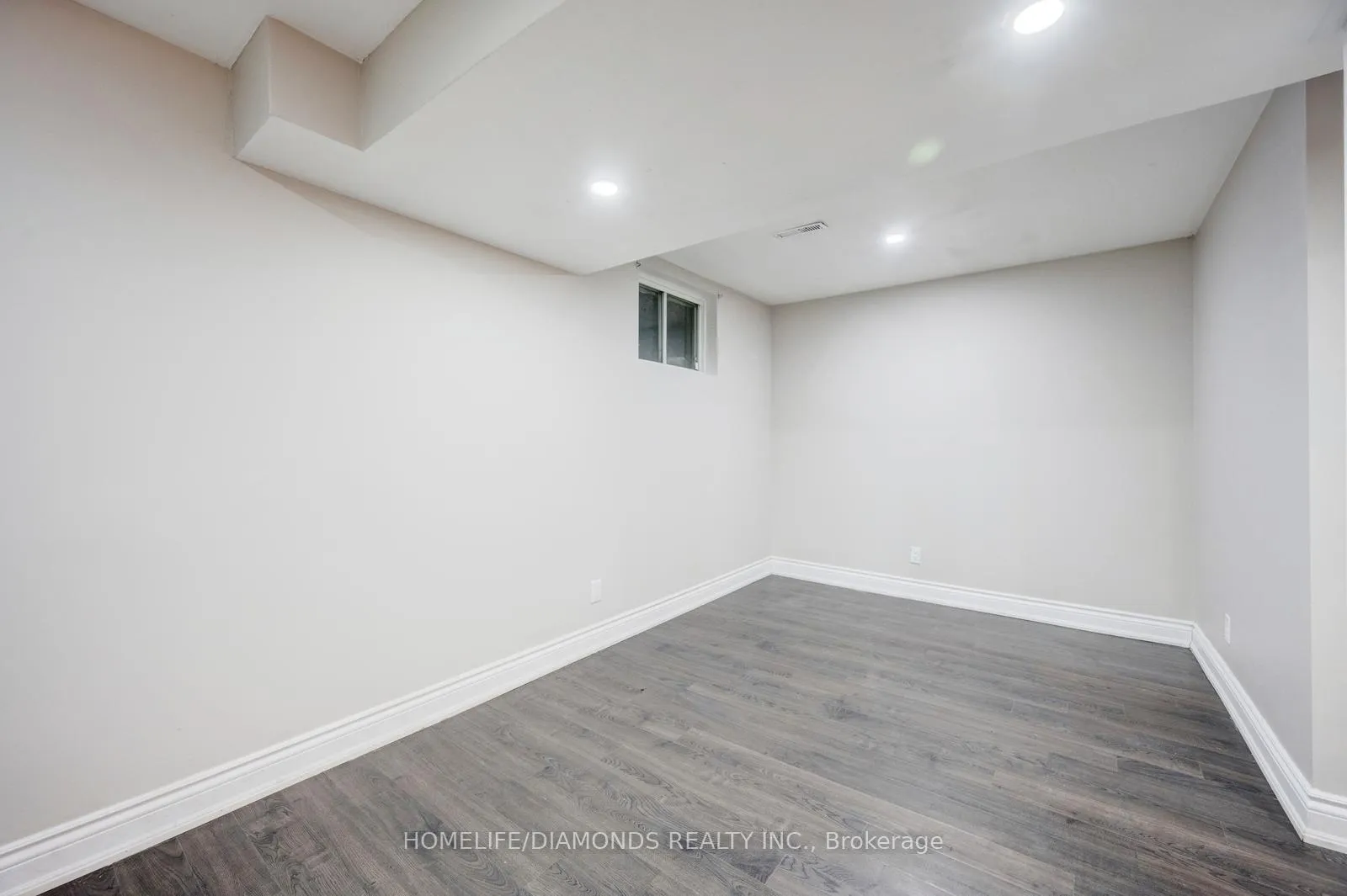 Photo 43 of 79 Ecclestone Drive, Brampton, Bram West — HOMEH