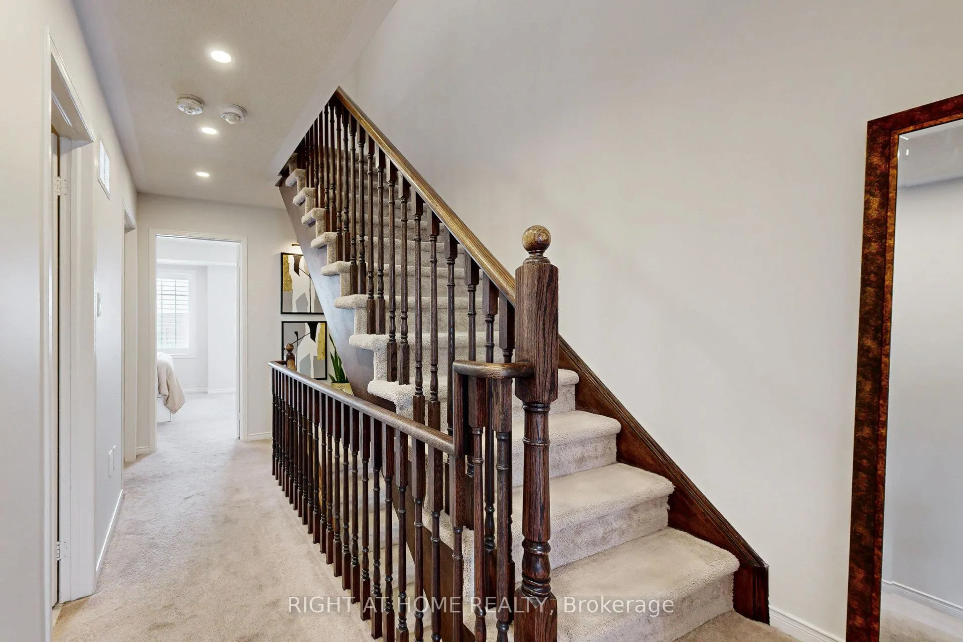 Photo 12 of 2558 Bromus Path, Oshawa, Windfields — HOMEH