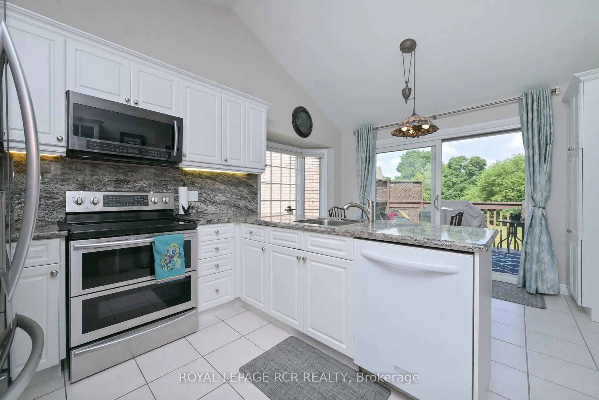 Photo 7 of 43 Bella Vista Trail, New Tecumseth, Alliston — HOMEH
