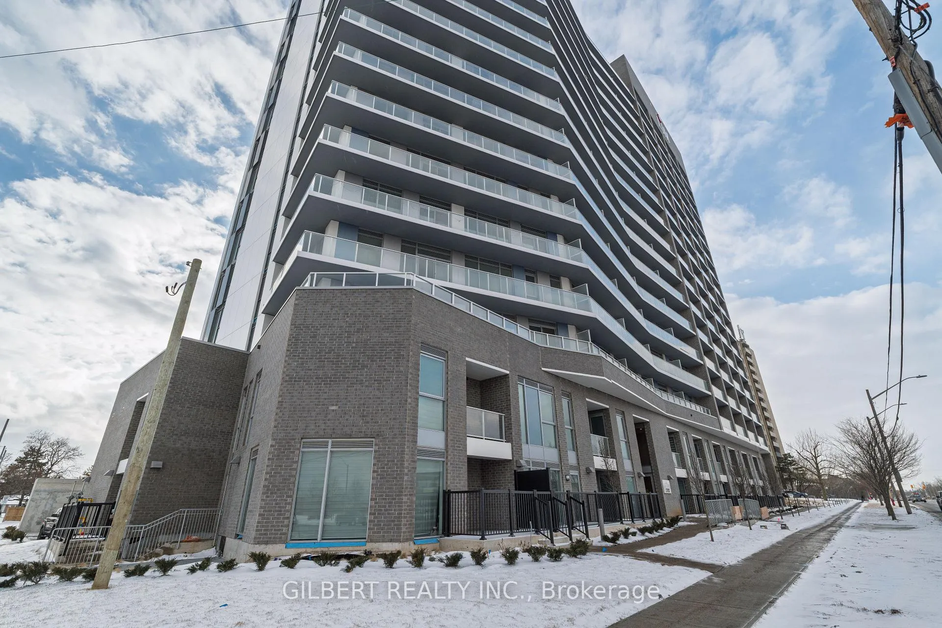 Photo 1 of 2782 Barton Street, Hamilton, Riverdale — HOMEH