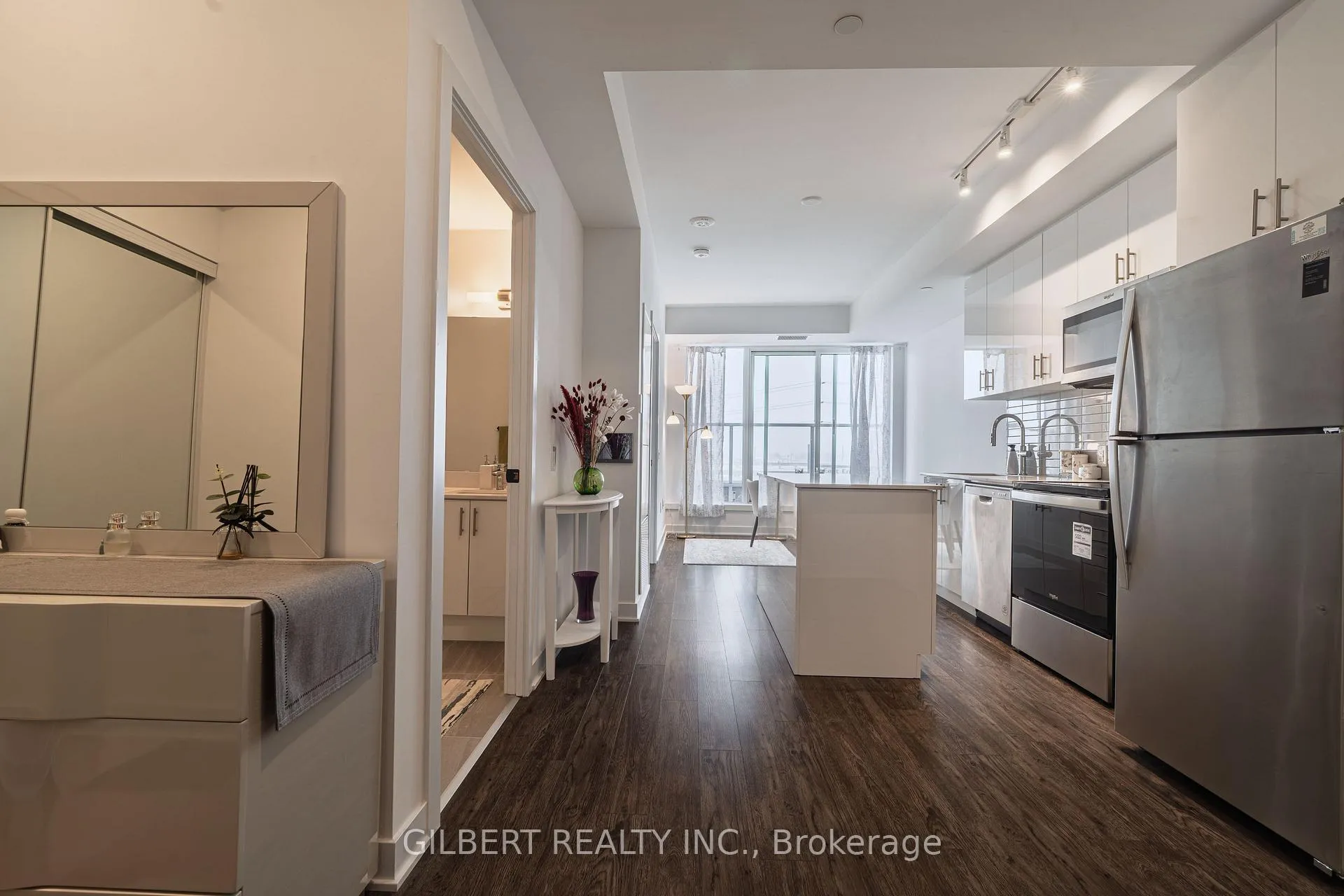 Photo 4 of 2782 Barton Street, Hamilton, Riverdale — HOMEH