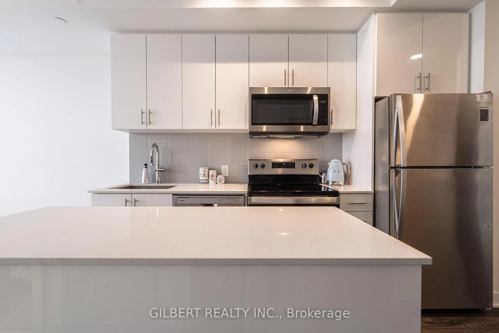 Photo 7 of 2782 Barton Street, Hamilton, Riverdale — HOMEH