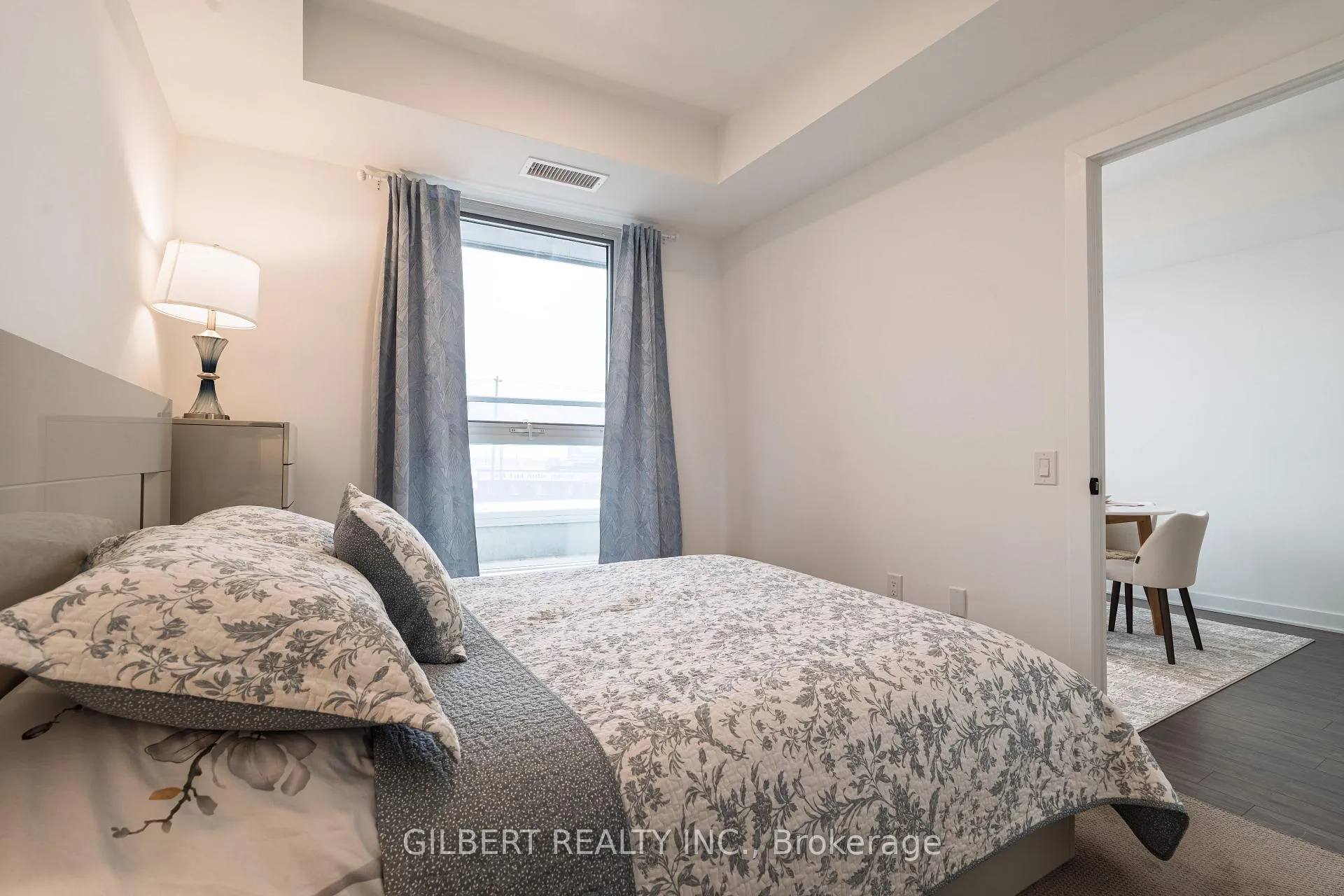 Photo 17 of 2782 Barton Street, Hamilton, Riverdale — HOMEH