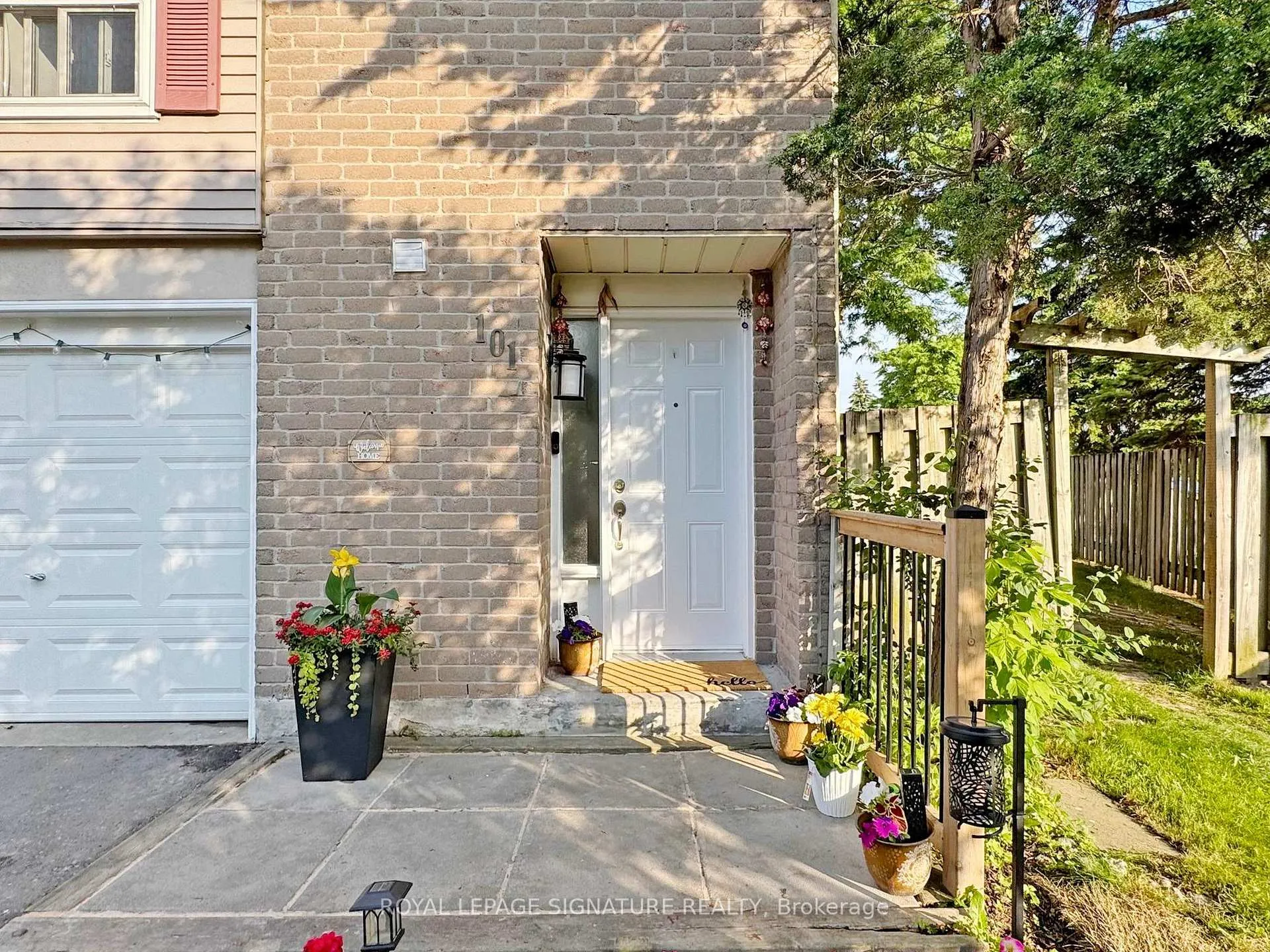 Photo 4 of Unit 101, 1133 Ritson Road N, Oshawa, Centennial — HOMEH