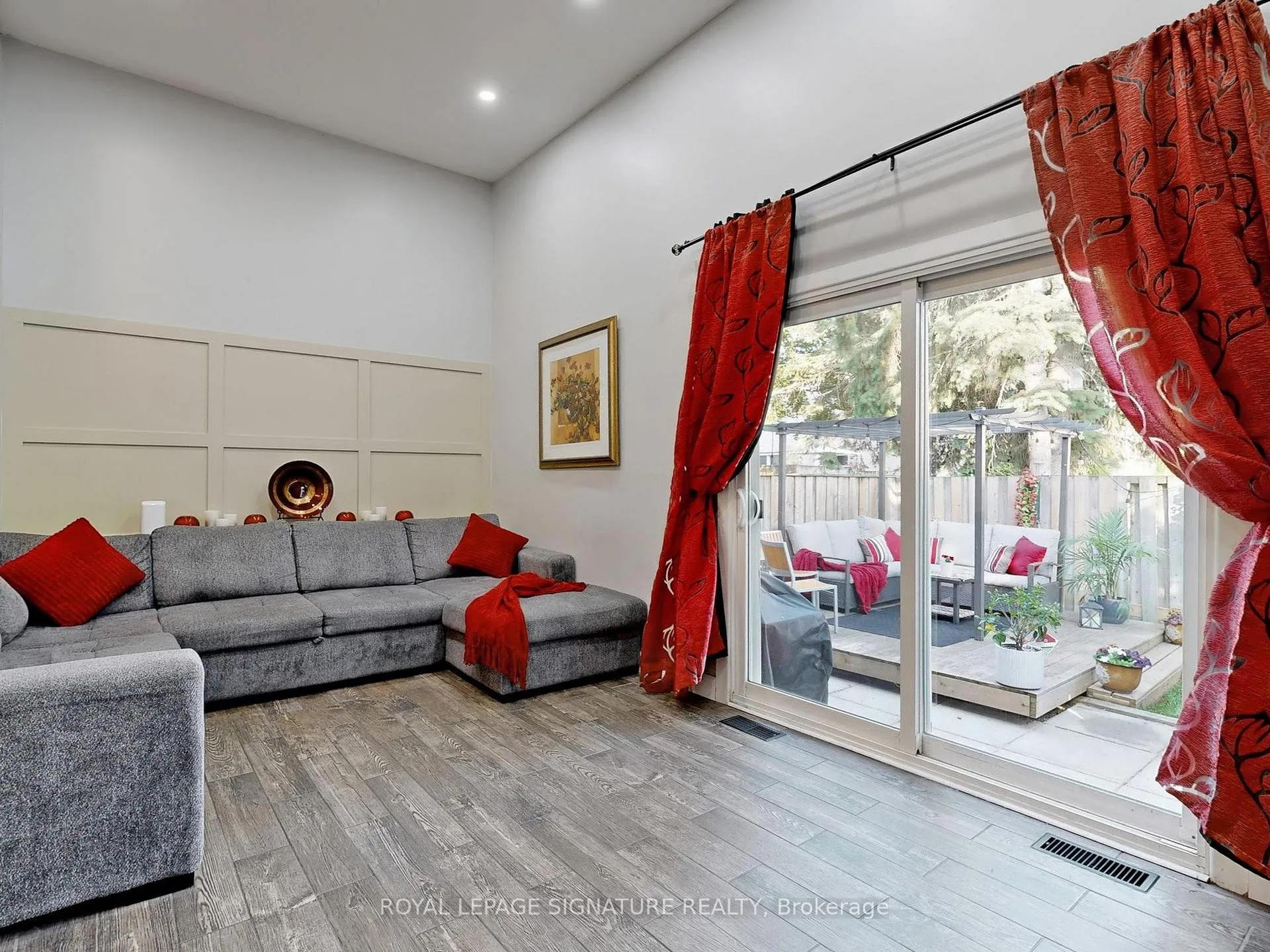 Photo 9 of Unit 101, 1133 Ritson Road N, Oshawa, Centennial — HOMEH