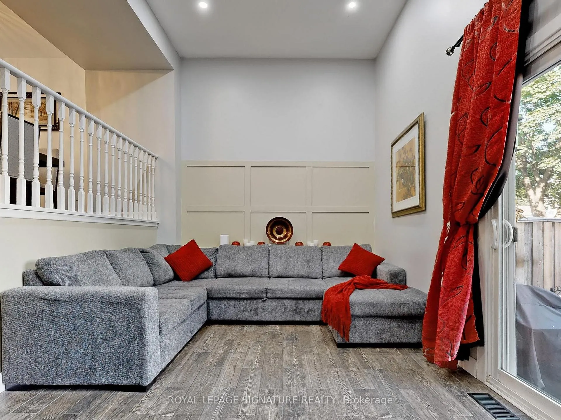Photo 10 of Unit 101, 1133 Ritson Road N, Oshawa, Centennial — HOMEH