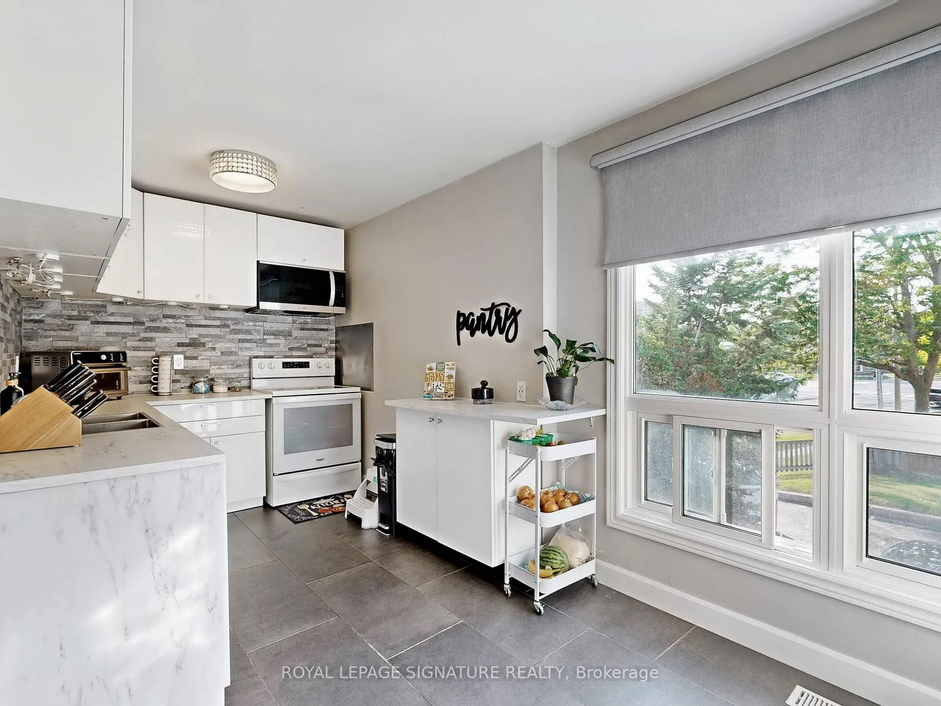 Photo 16 of Unit 101, 1133 Ritson Road N, Oshawa, Centennial — HOMEH