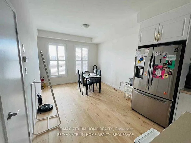 Photo 2 of 18 Mcnaughton Road, Vaughan, Maple — HOMEH