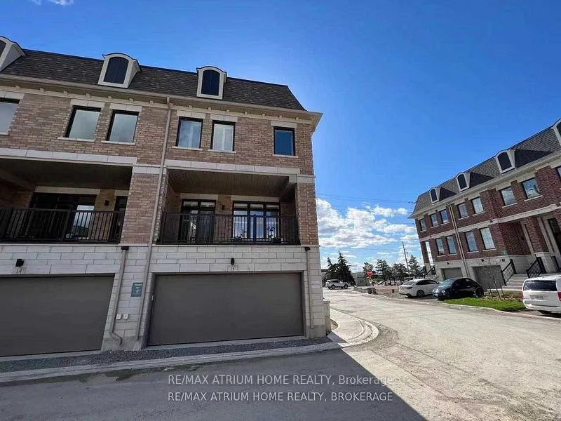 Photo 16 of 18 Mcnaughton Road, Vaughan, Maple — HOMEH