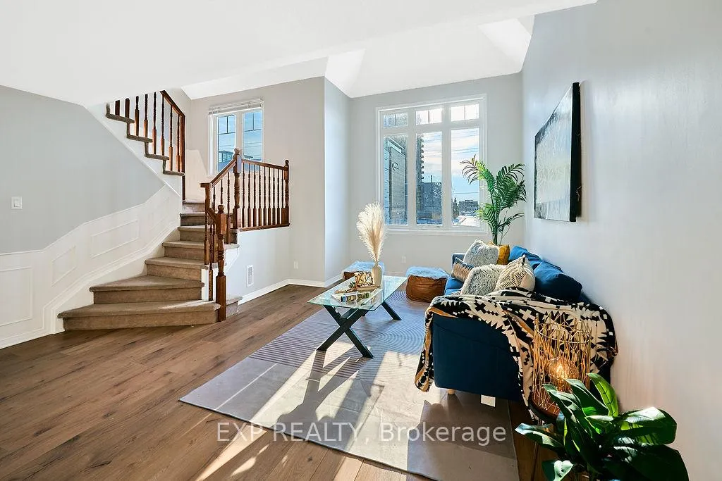 Photo 4 of 210 Keltie Private, Ottawa, Barrhaven - Longfields — HOMEH