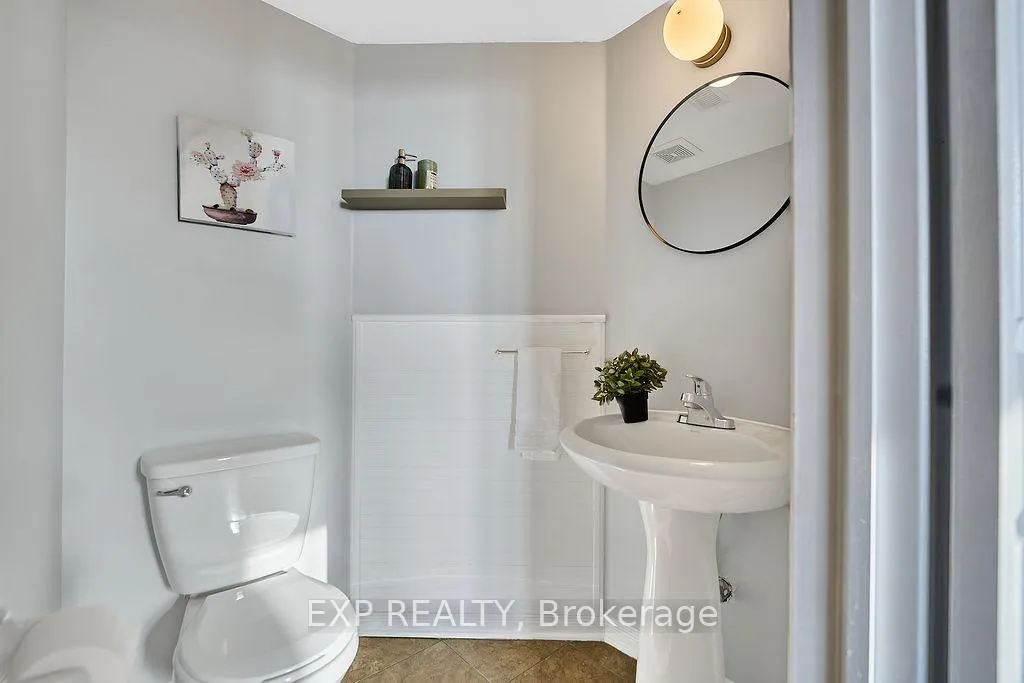 Photo 17 of 210 Keltie Private, Ottawa, Barrhaven - Longfields — HOMEH